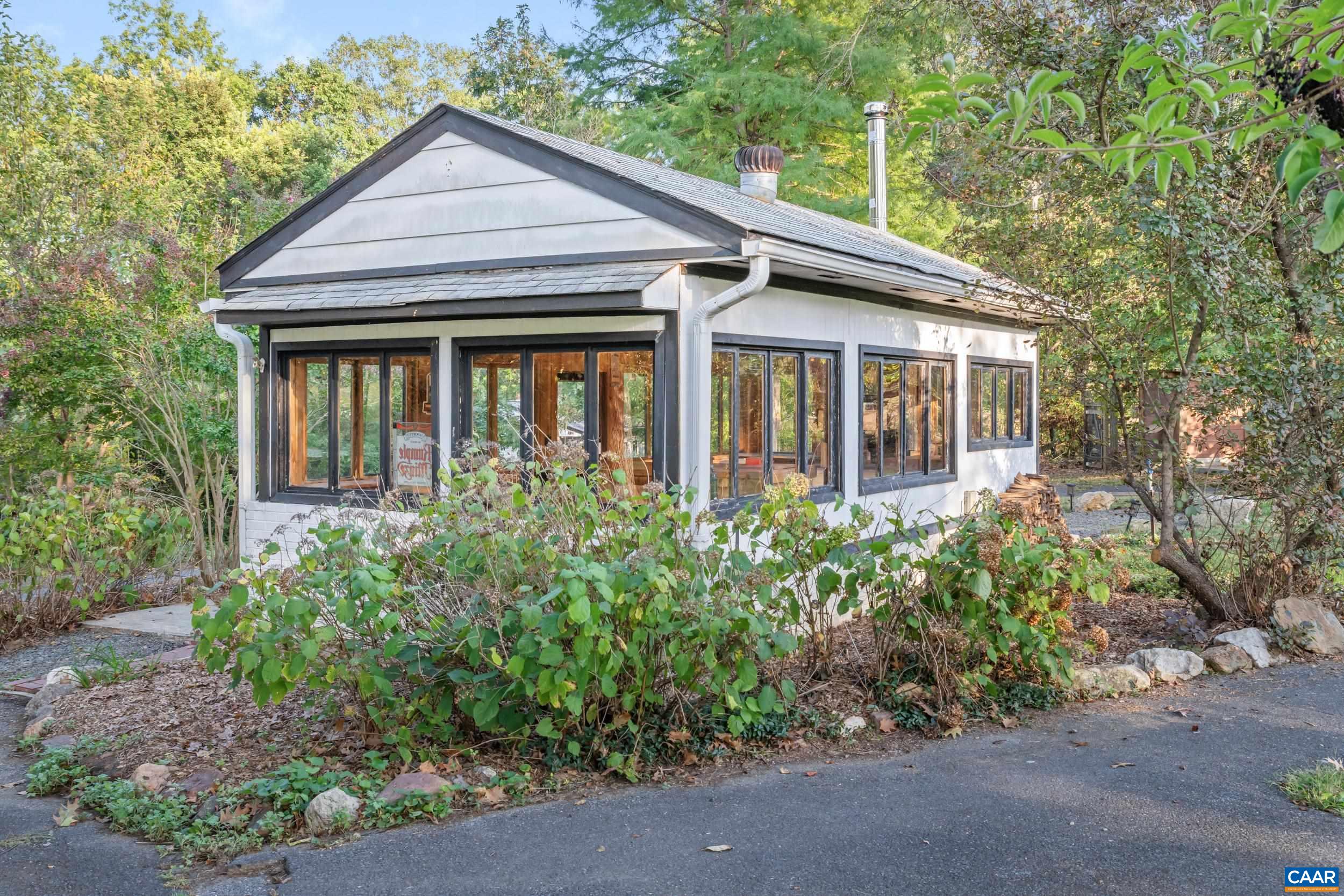88 WINDHAVEN LN