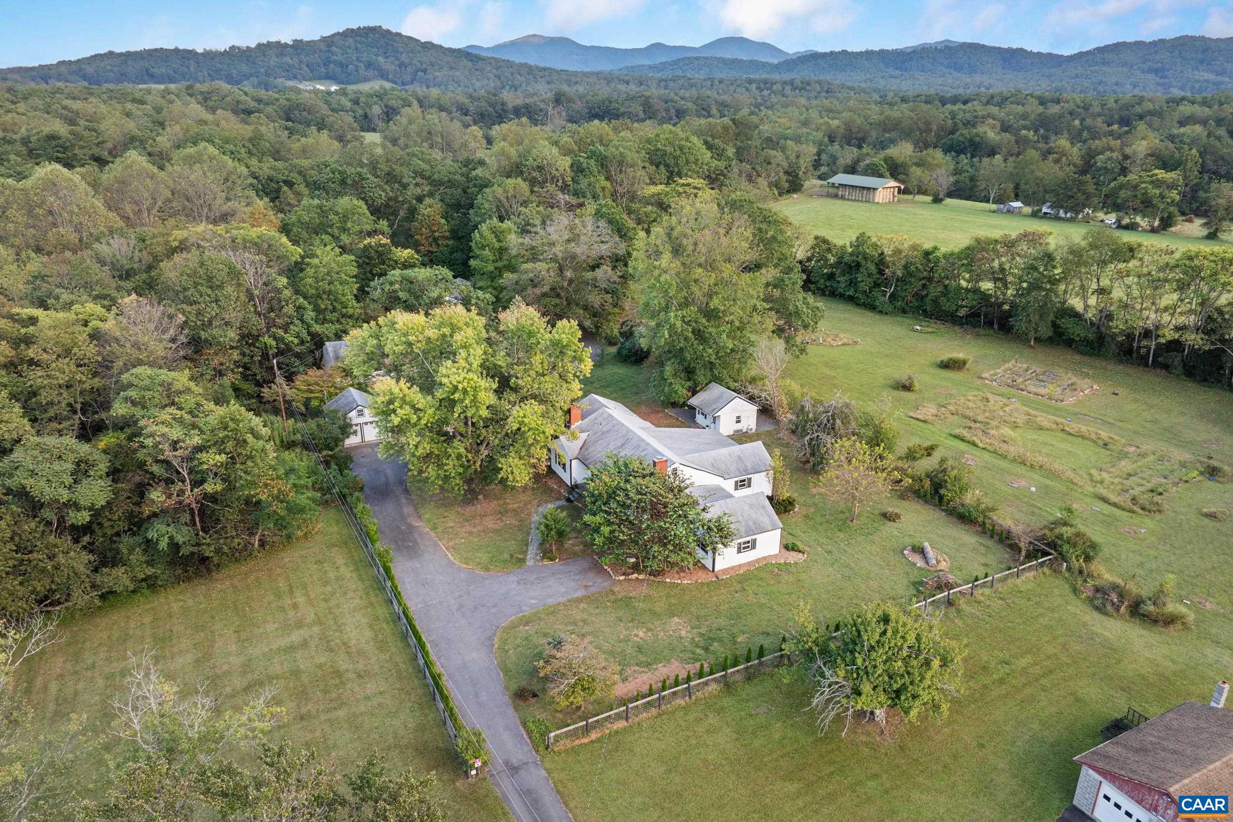 90 WINDHAVEN LN