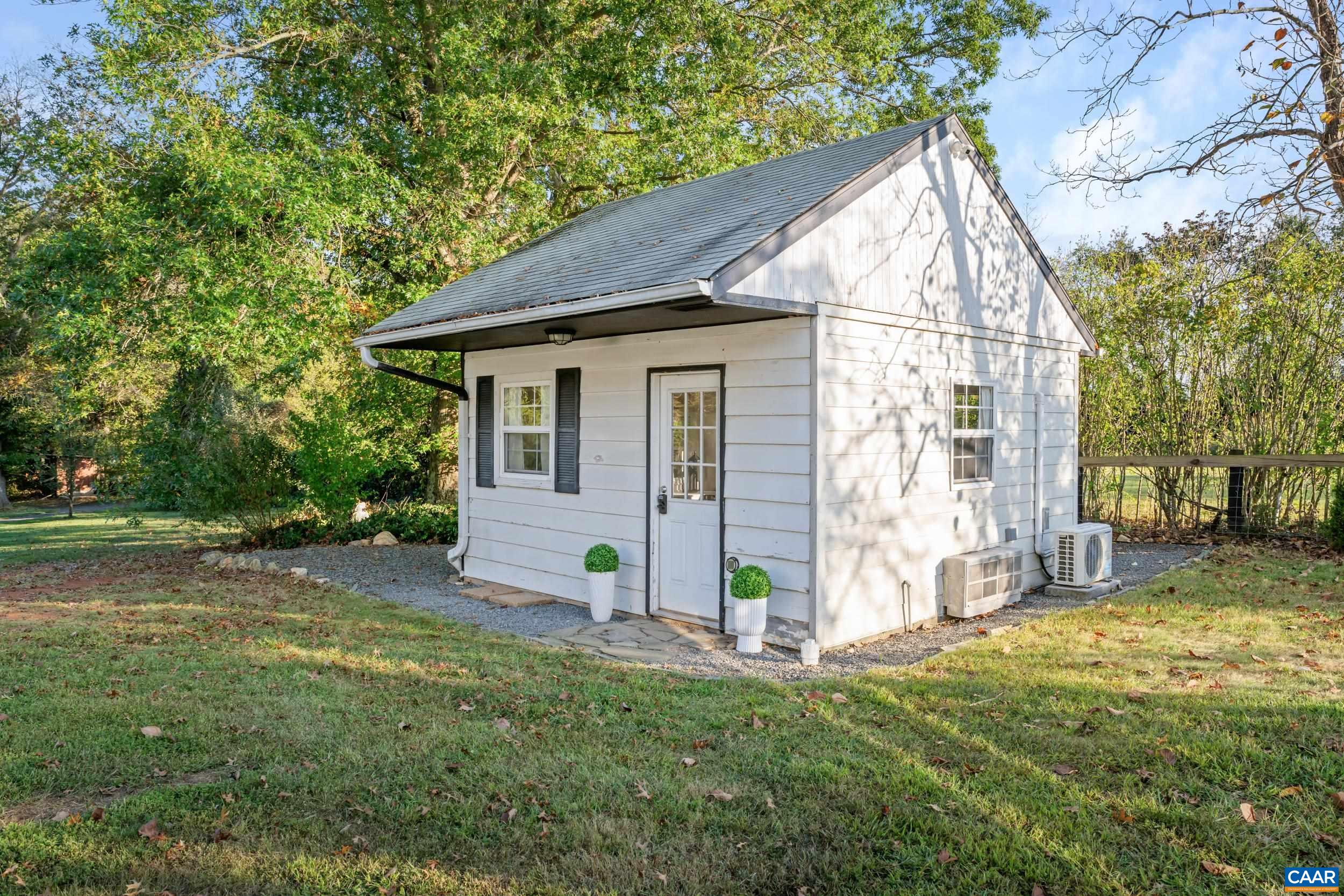 90 WINDHAVEN LN