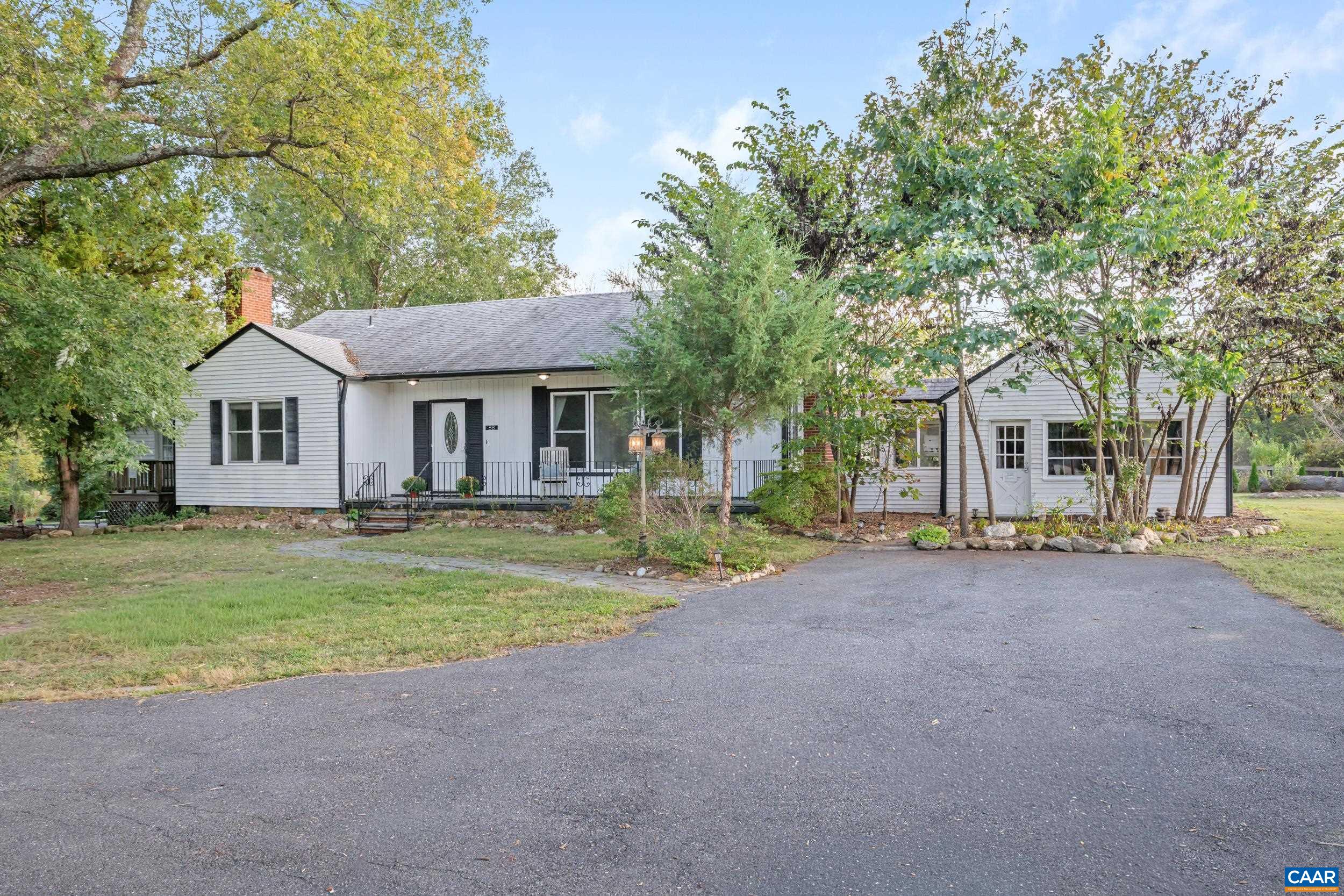 90 WINDHAVEN LN