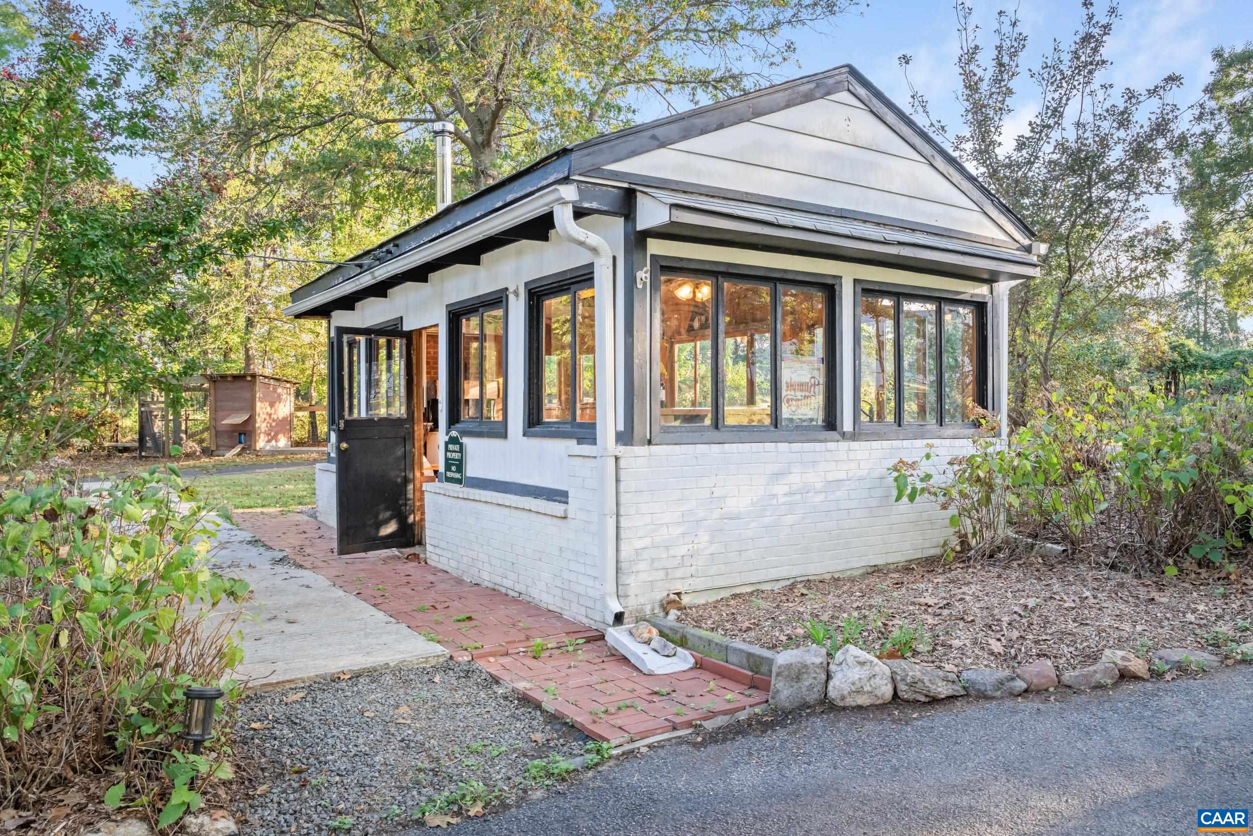 90 WINDHAVEN LN