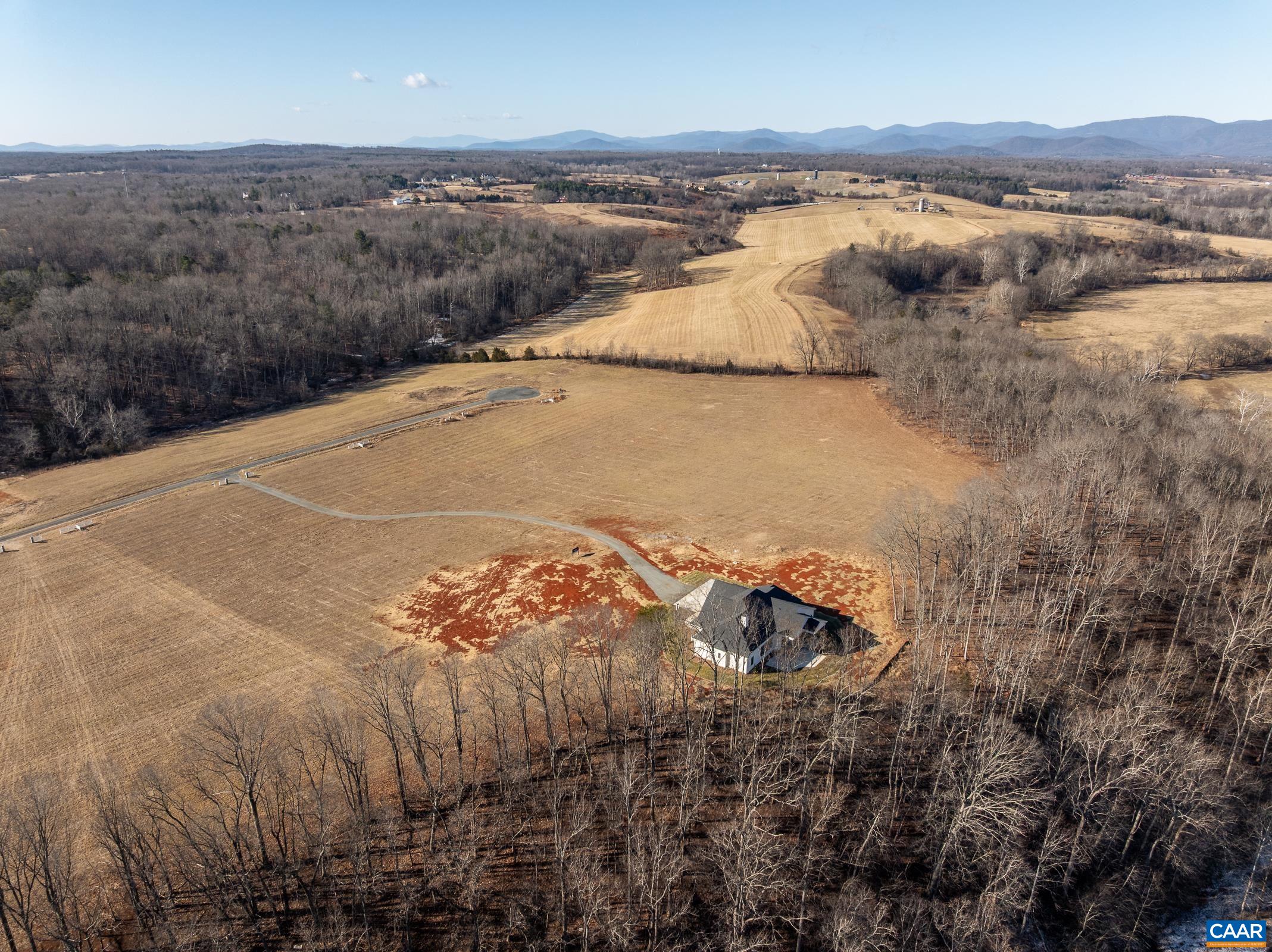 17 Grange Commons Ridge Unit: 17