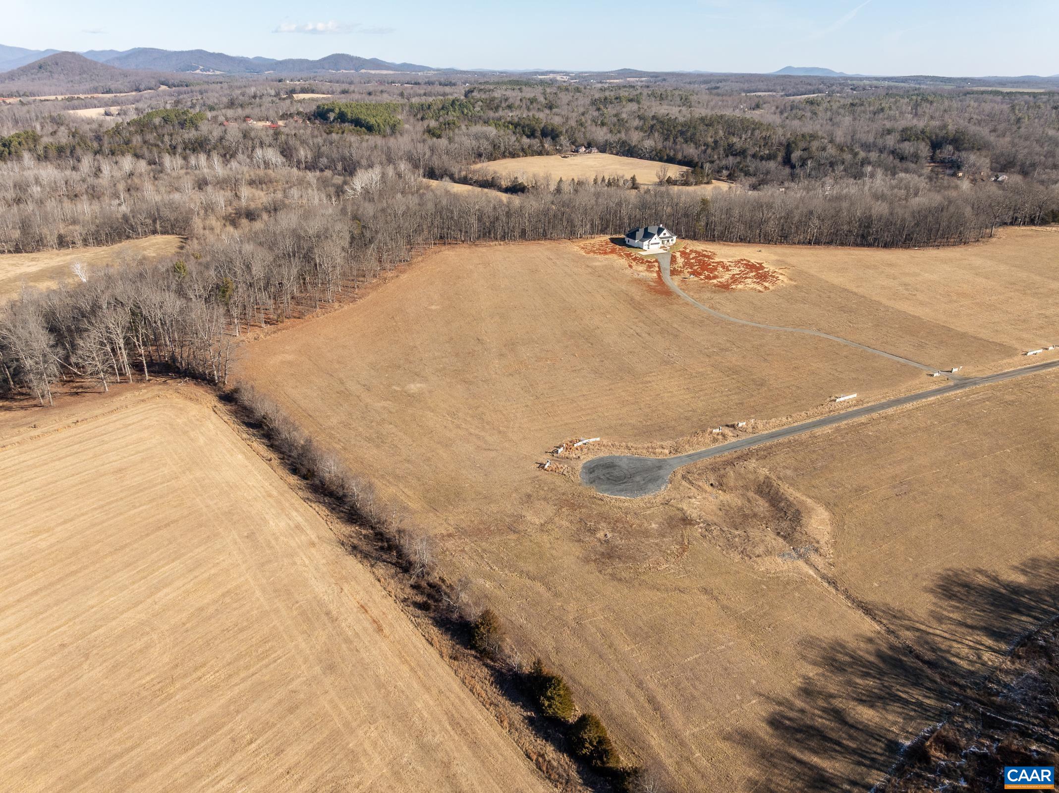 17 Grange Commons Ridge Unit: 17