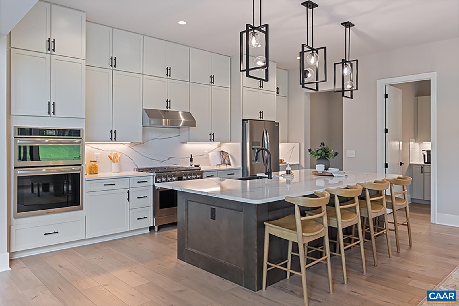 17 Grange Commons Ridge Unit: 17