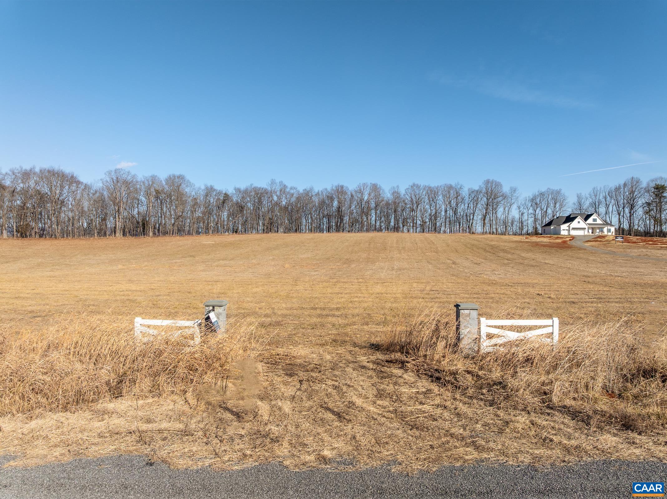 17 Grange Commons Ridge Unit: 17