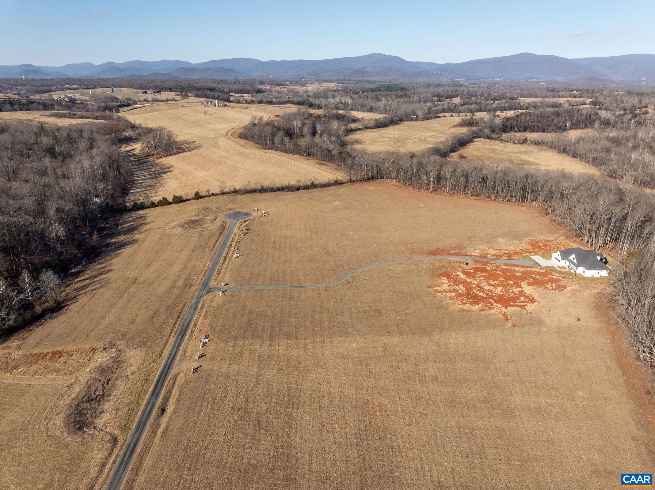 17 Grange Commons Ridge Unit: 17