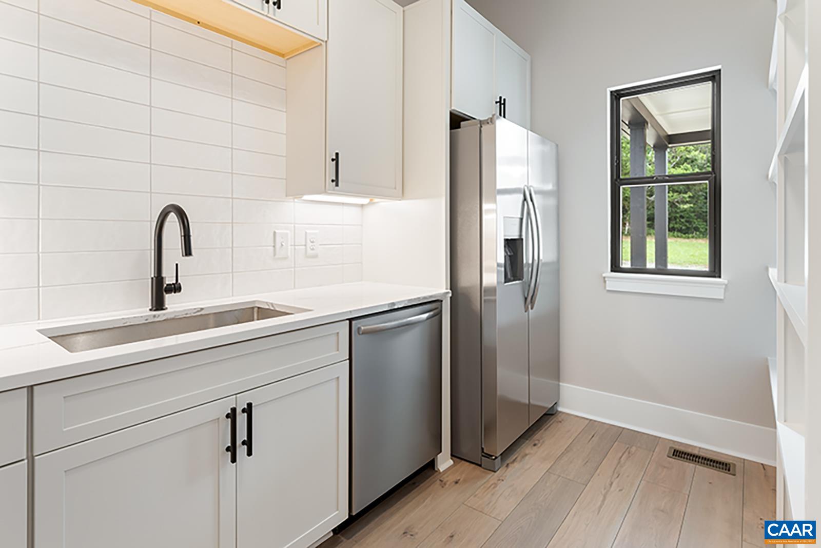 17 Grange Commons Ridge Unit: 17