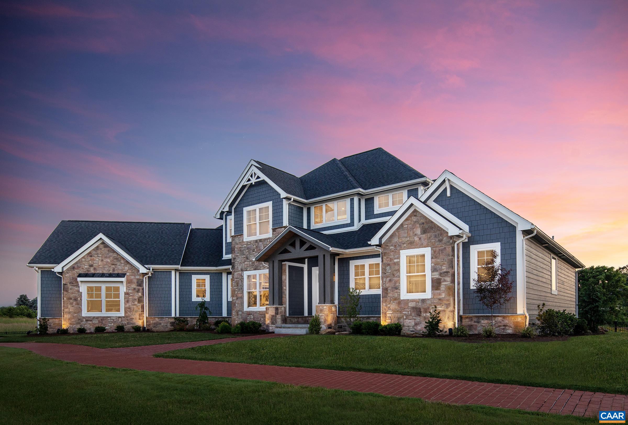 18 Grange Commons Ridge Unit: 18