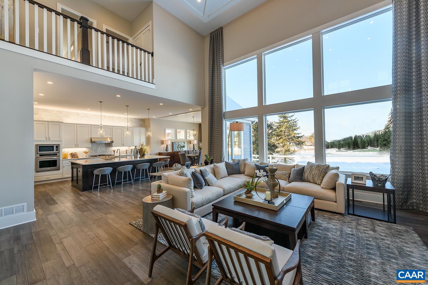 18 Grange Commons Ridge Unit: 18