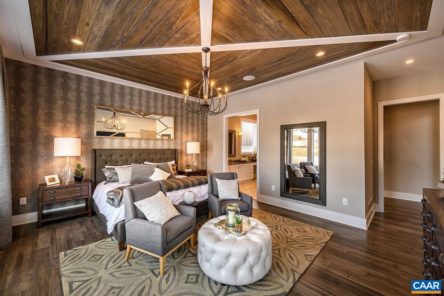 18 Grange Commons Ridge Unit: 18