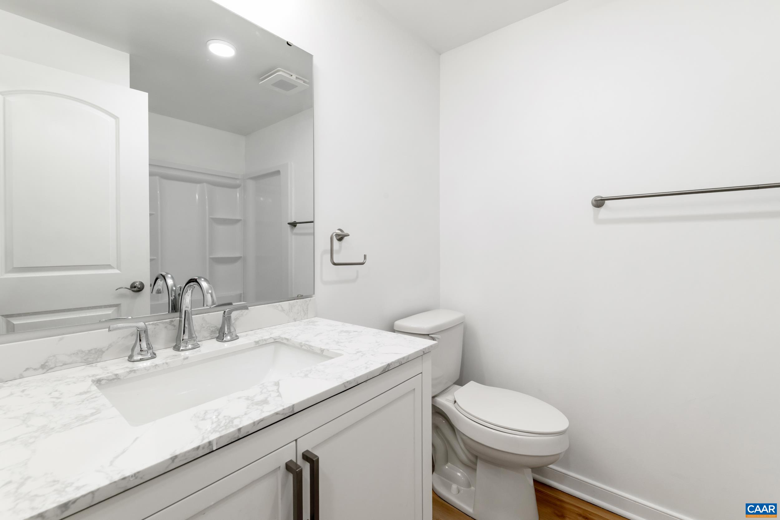 102 N BAKER ST