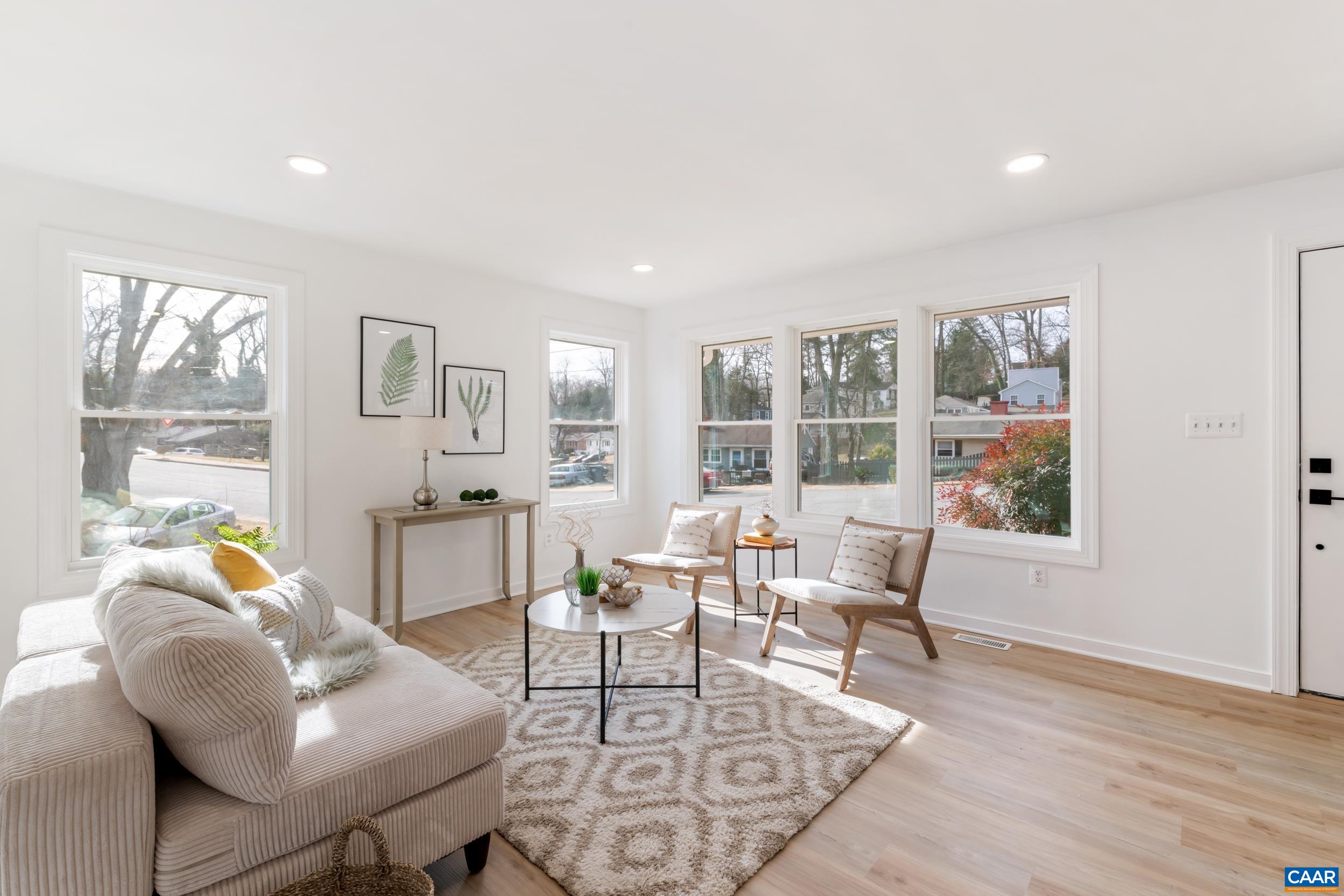 102 N BAKER ST