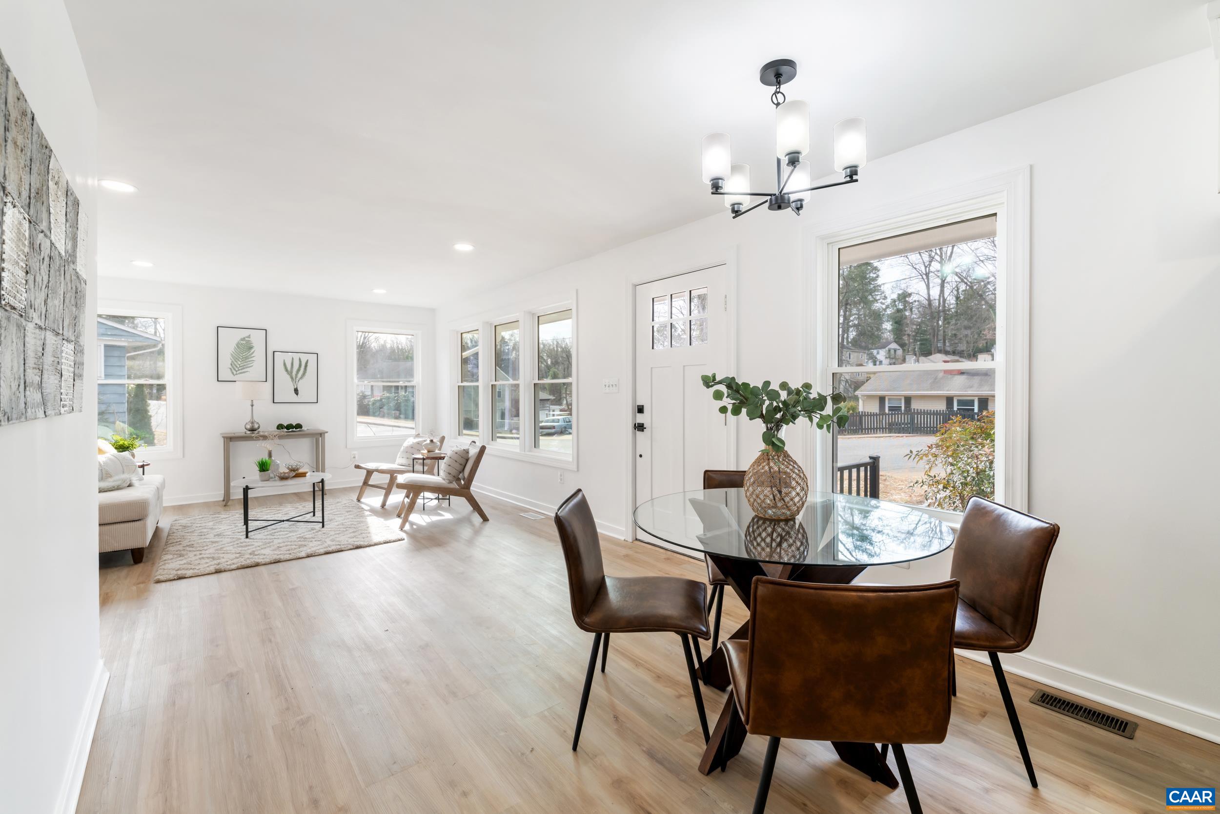 102 N BAKER ST