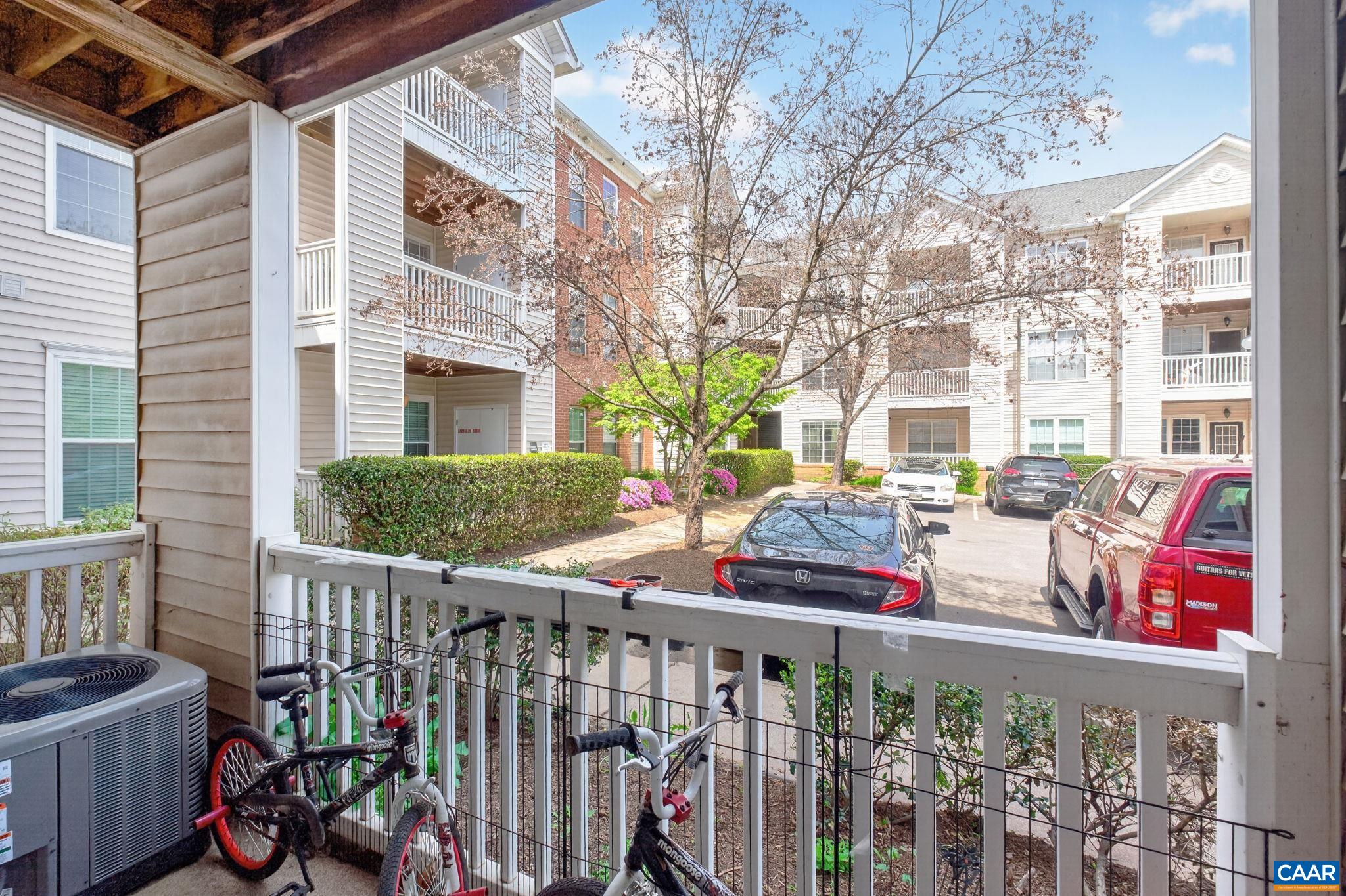 280 RIVERBEND DR Unit: 2A