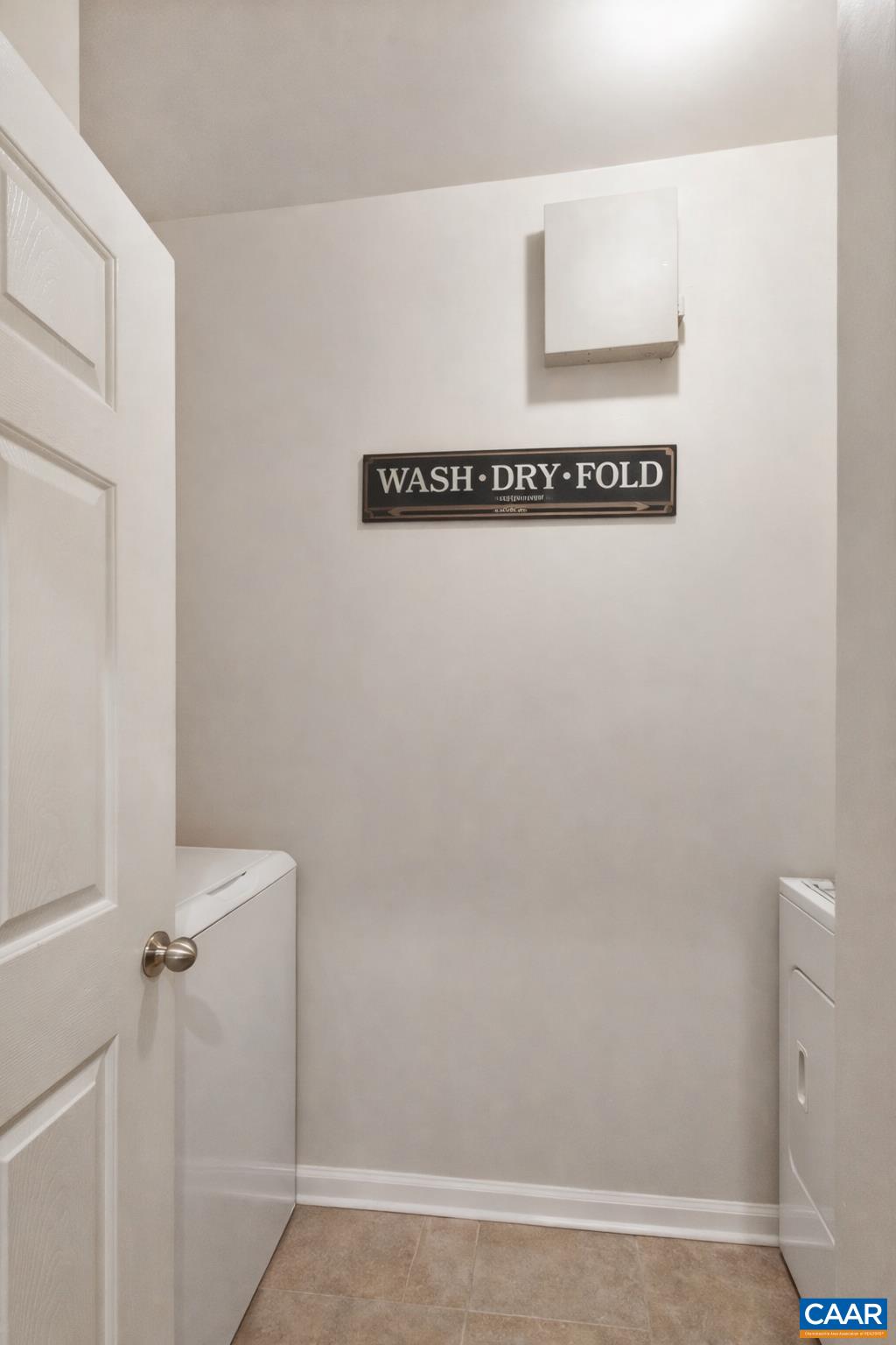 280 RIVERBEND DR Unit: 2A