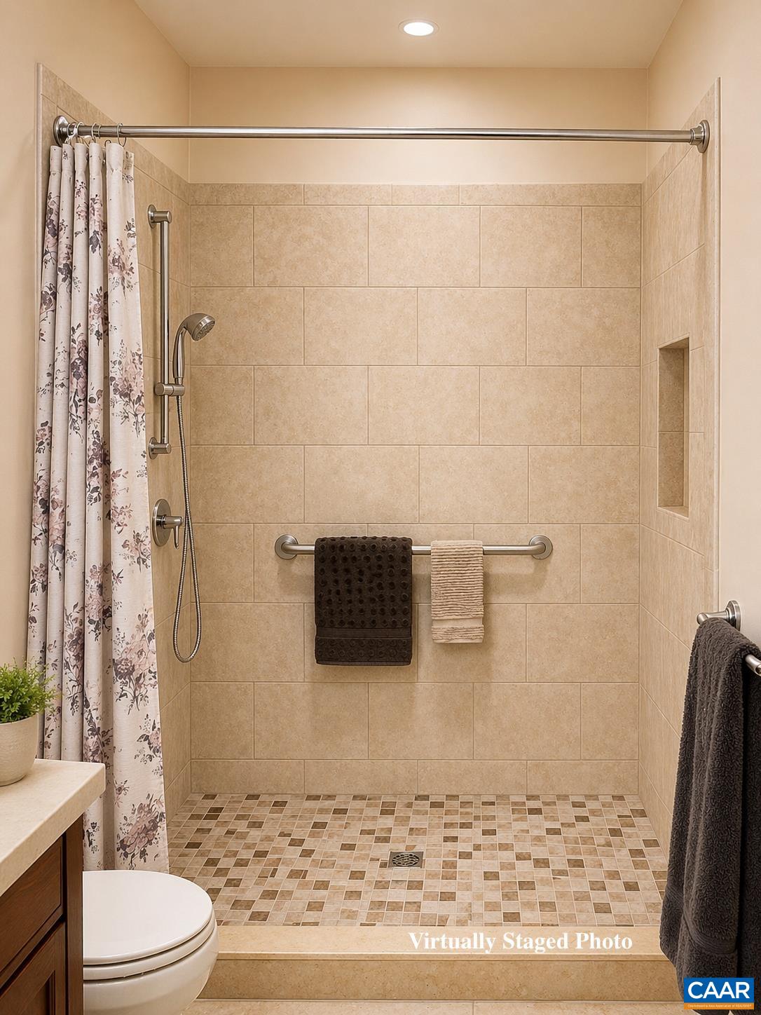 280 RIVERBEND DR Unit: 2A