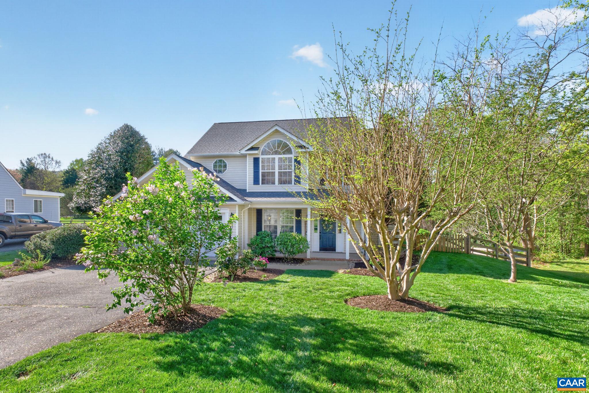 187 FOX HORN LN