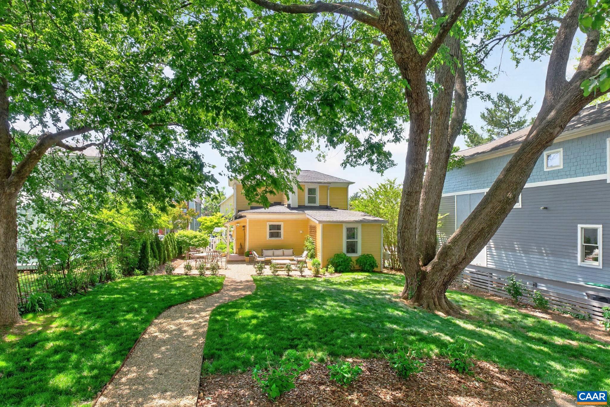 607 MONTICELLO AVE