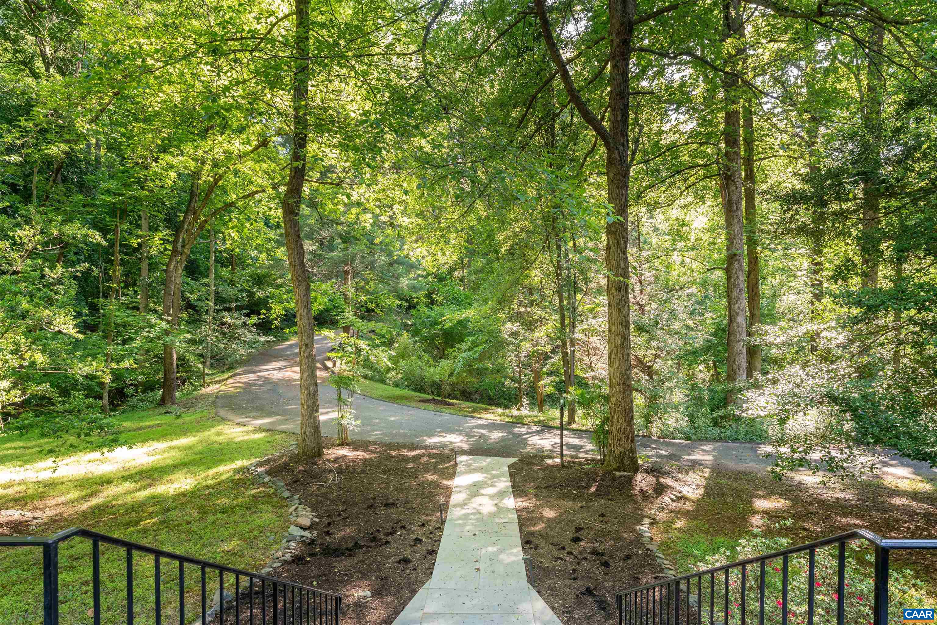 715 TANGLEWOOD RD