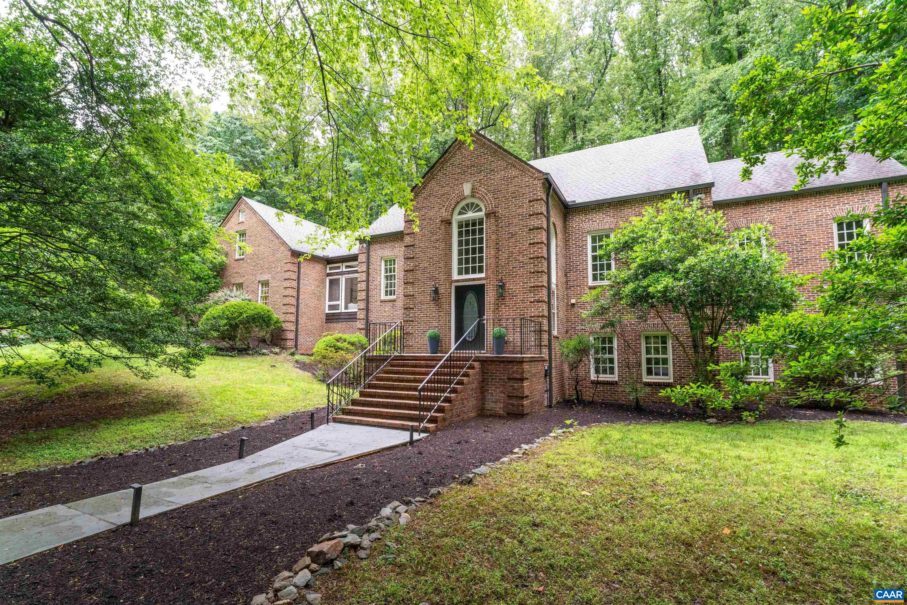 715 TANGLEWOOD RD