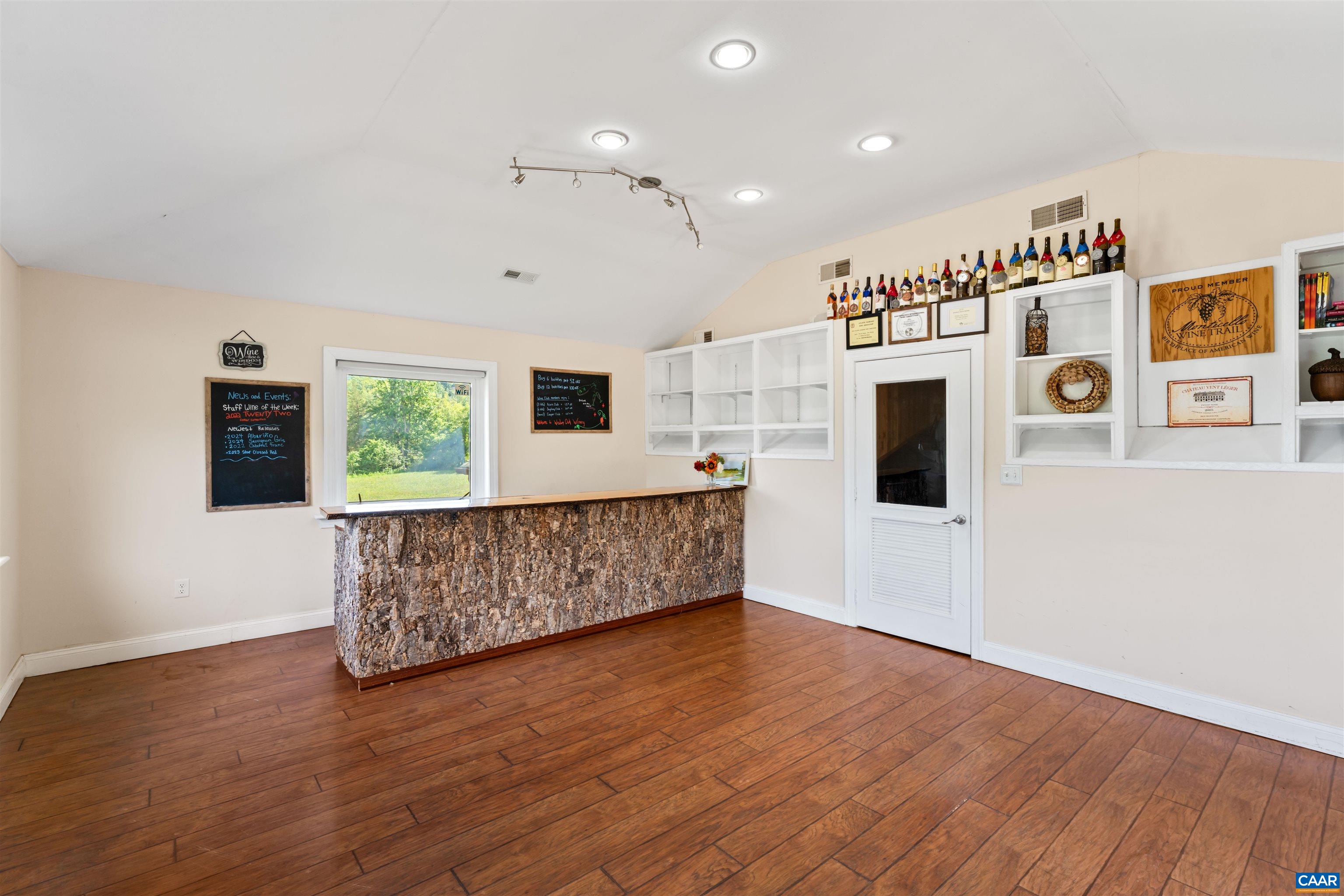 3613 WALNUT BRANCH LN