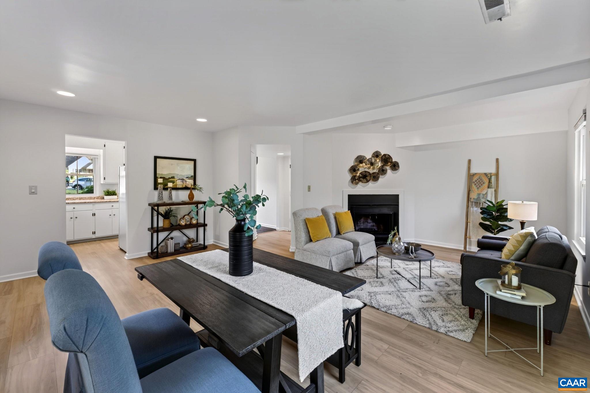 718 MERION GREENE