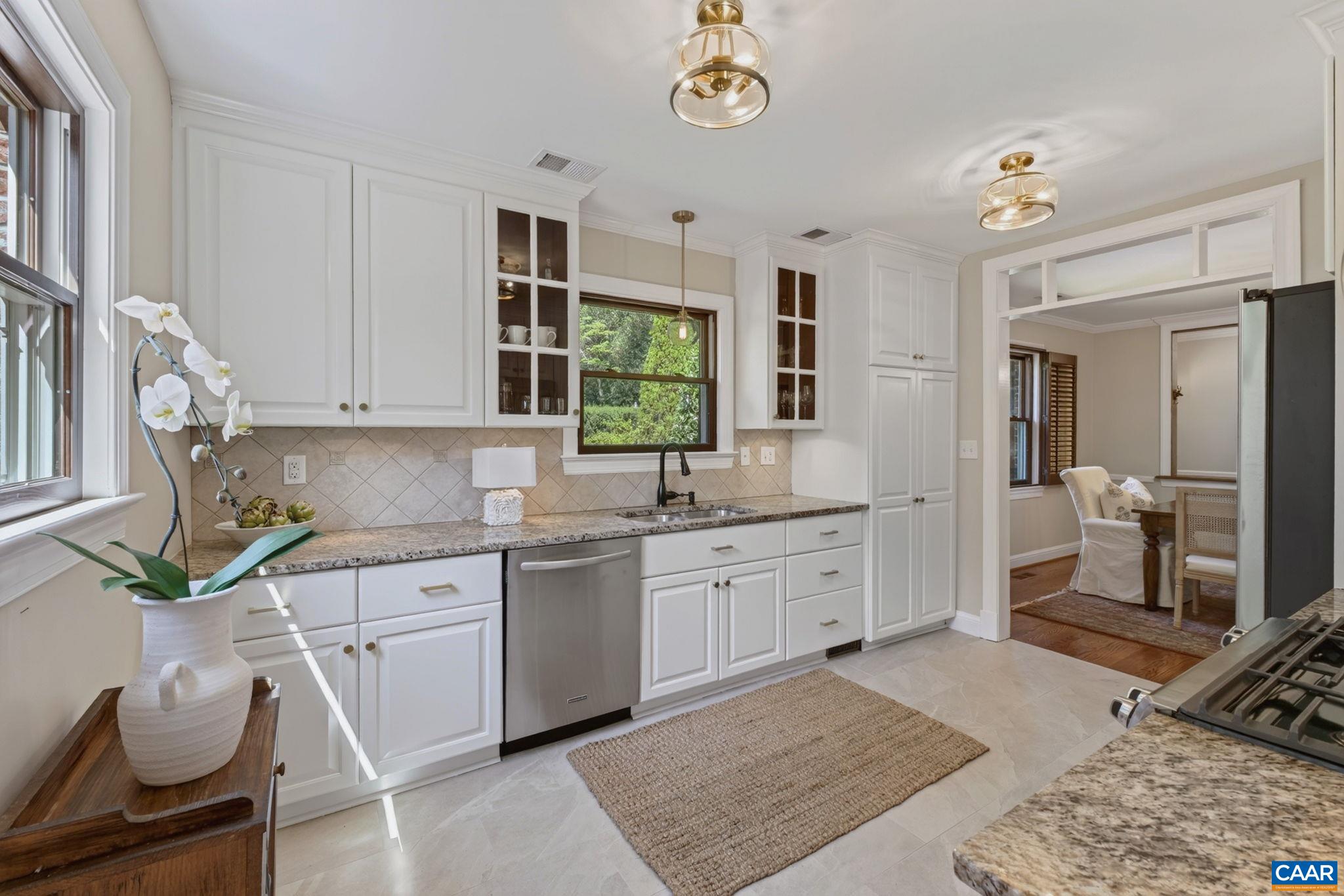 104 BUCKINGHAM RD