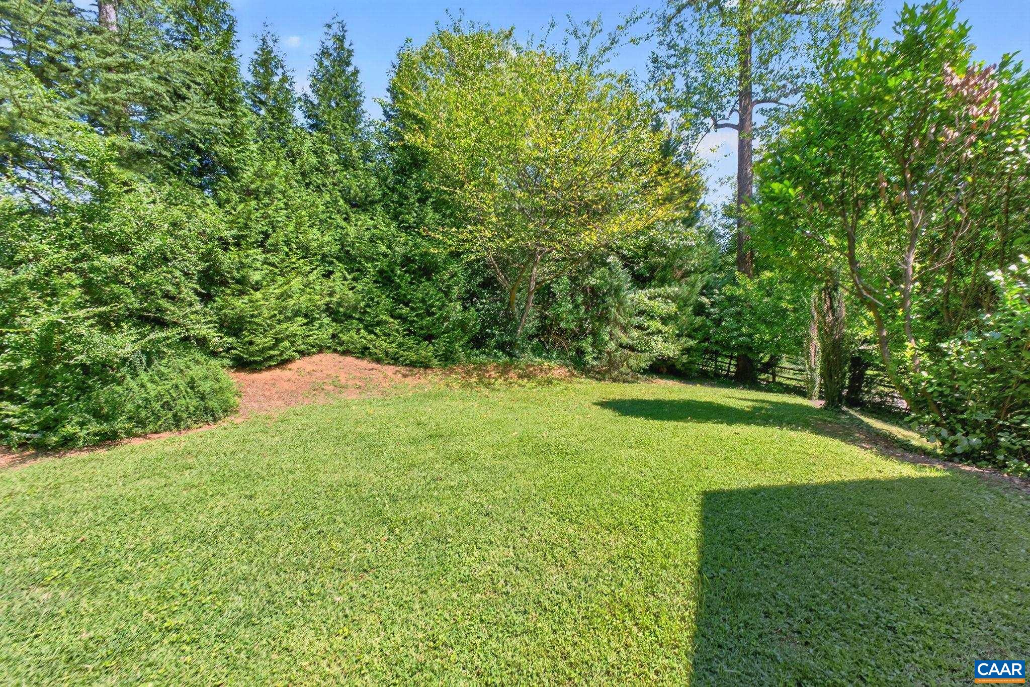 104 BUCKINGHAM RD