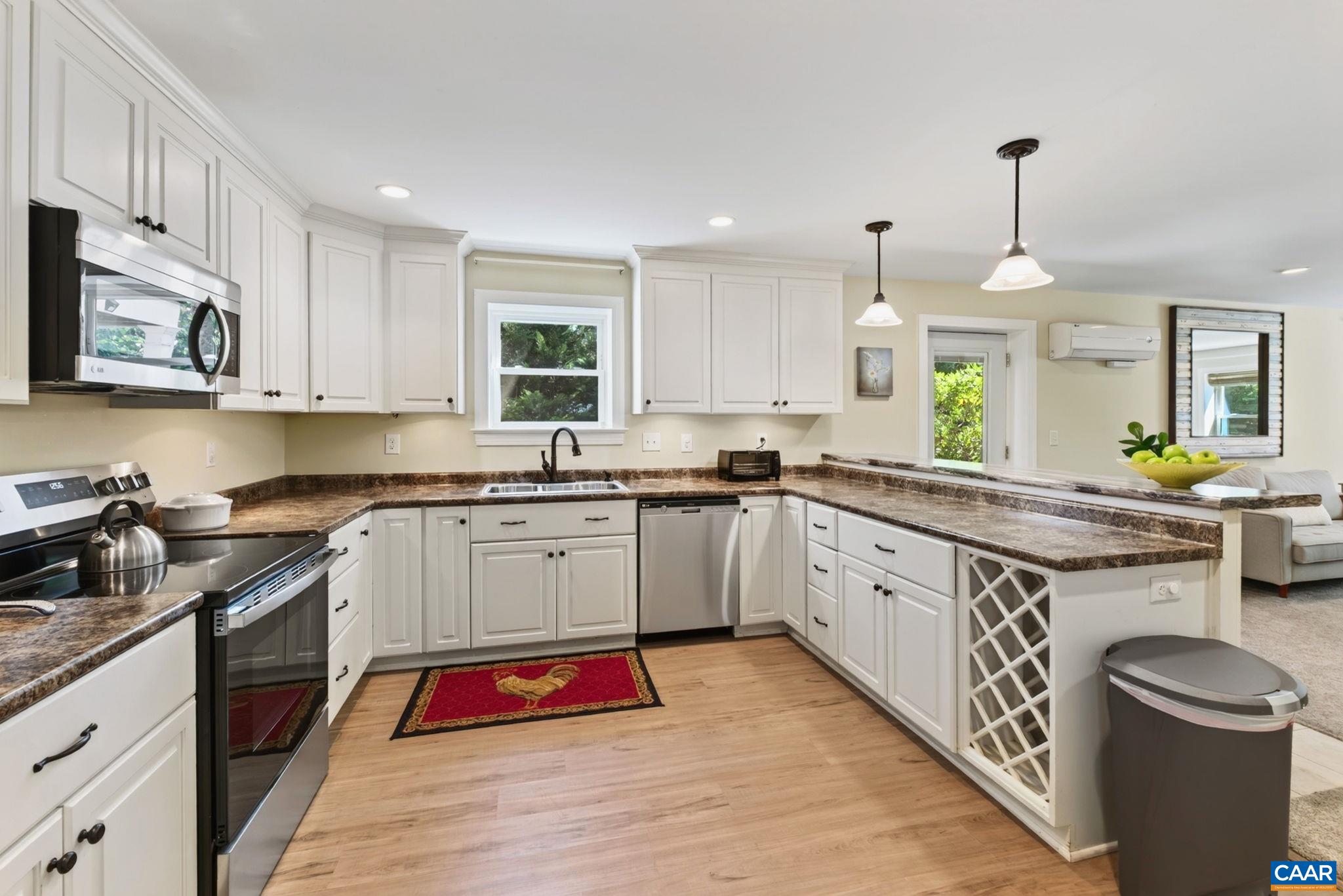 104 BUCKINGHAM RD
