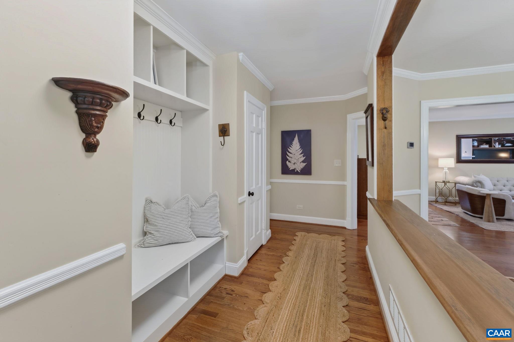104 BUCKINGHAM RD