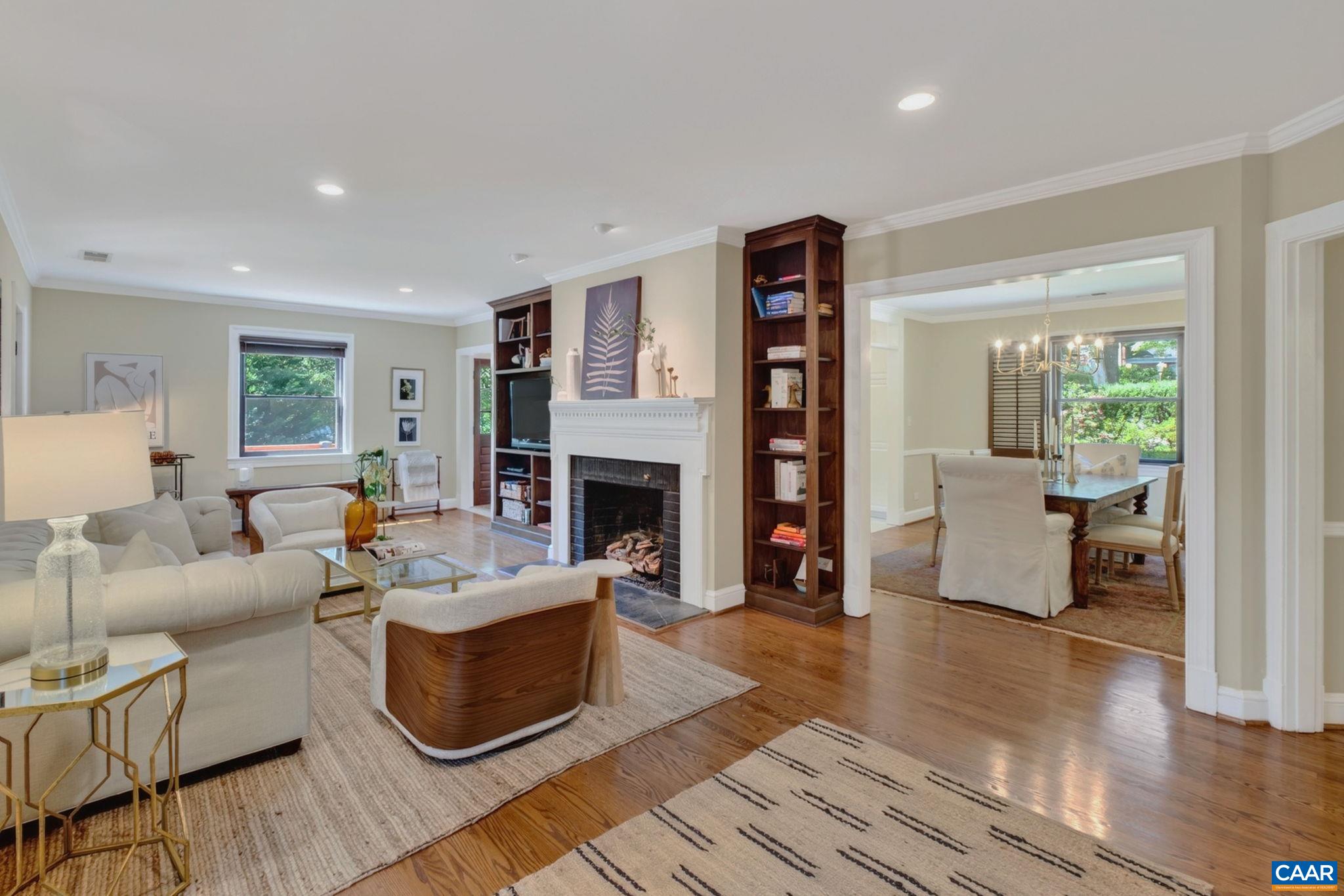 104 BUCKINGHAM RD