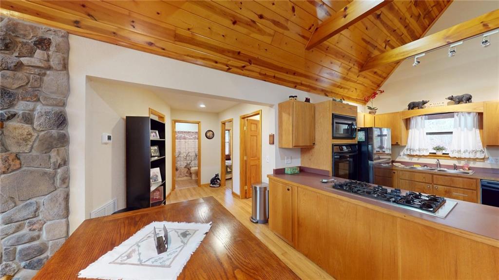 24 Rocky Top Heights Road