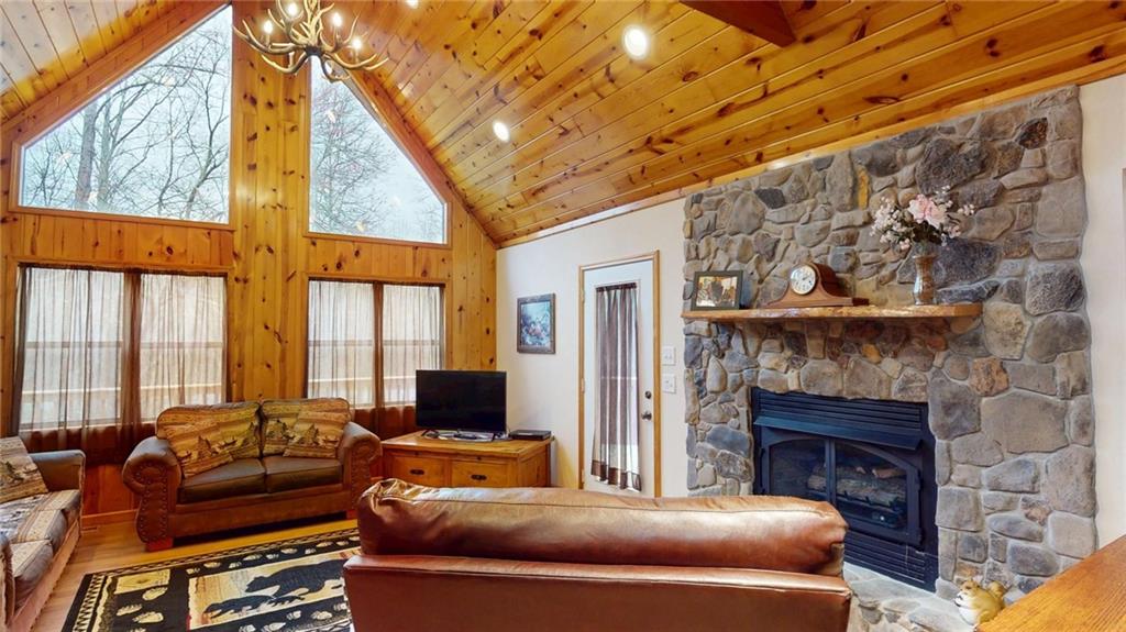 24 Rocky Top Heights Road
