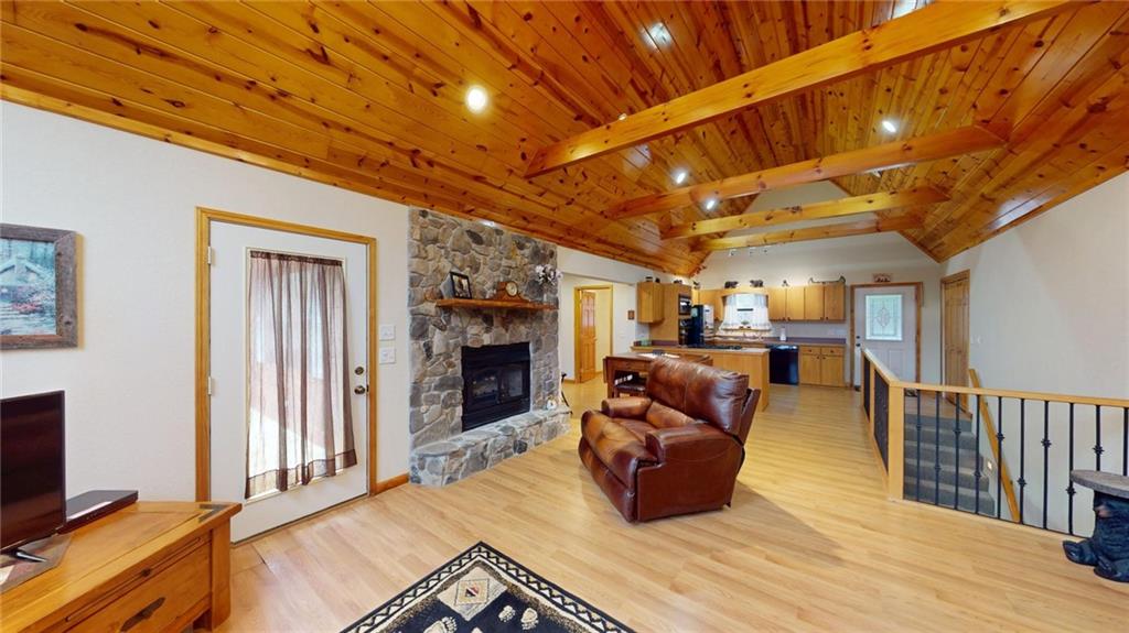 24 Rocky Top Heights Road