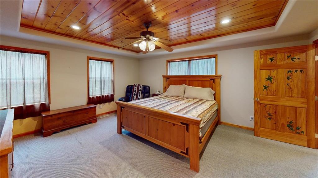 24 Rocky Top Heights Road