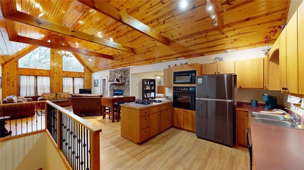 24 Rocky Top Heights Road