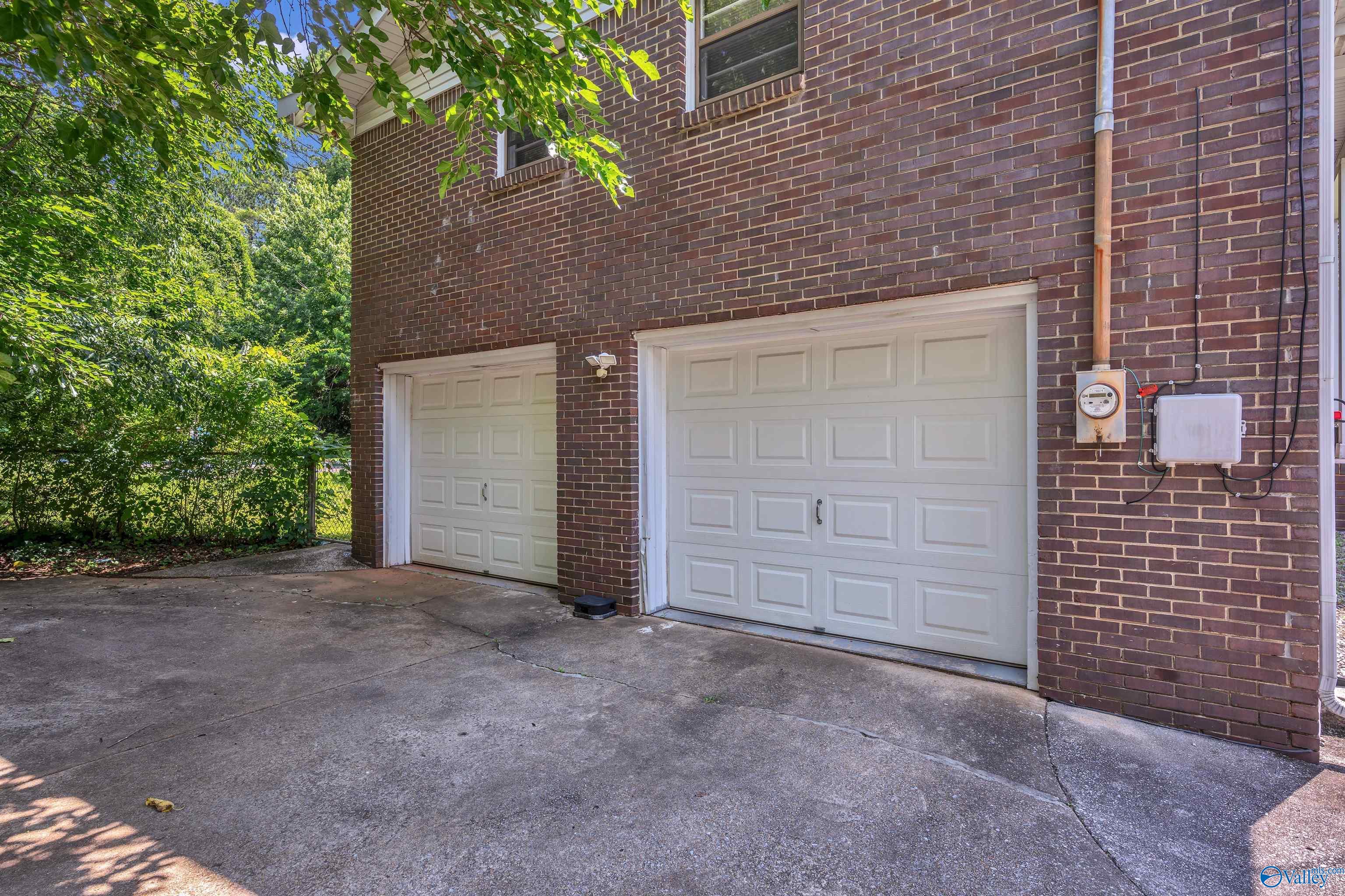 3459 Darlene Circle NW