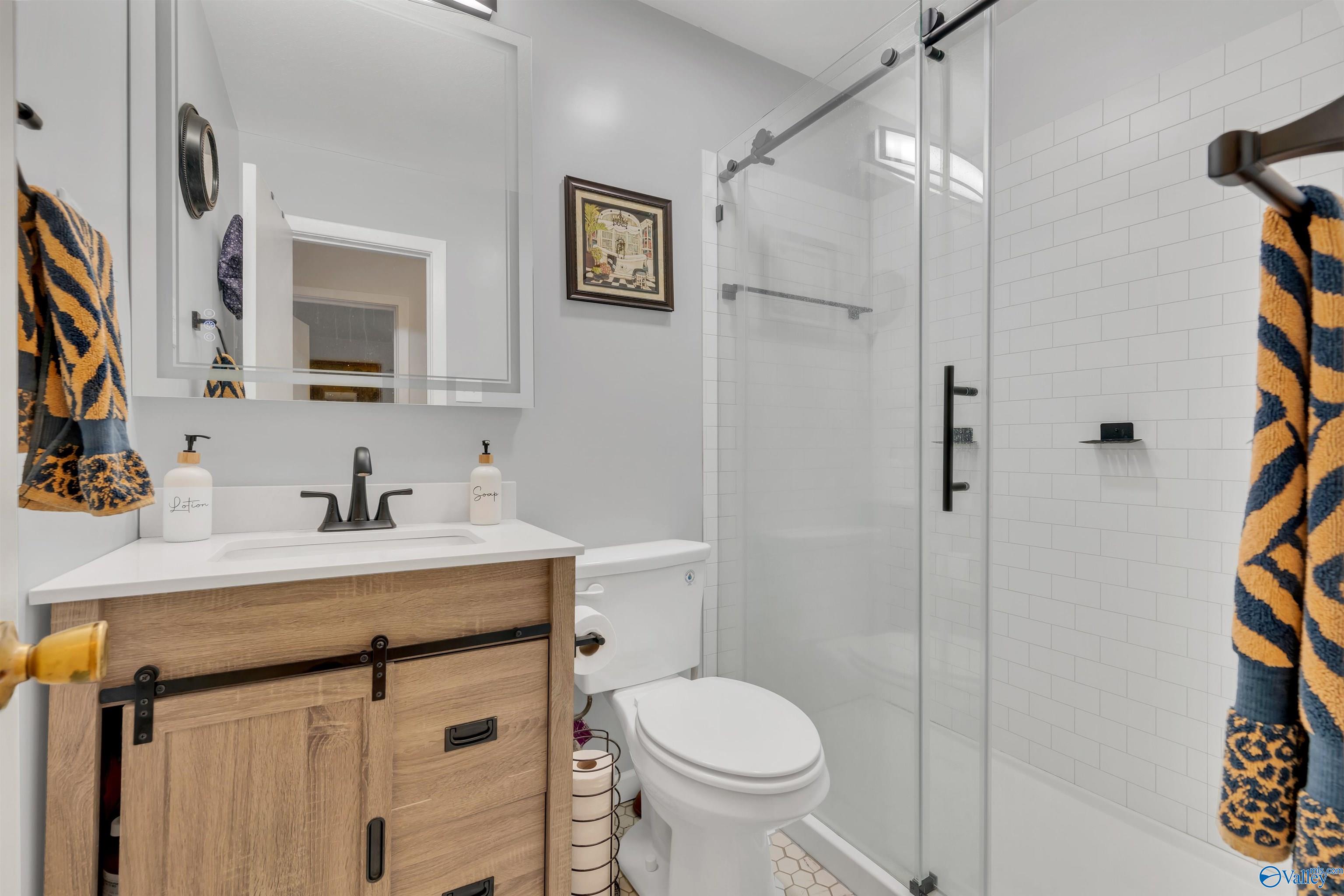 3459 Darlene Circle NW