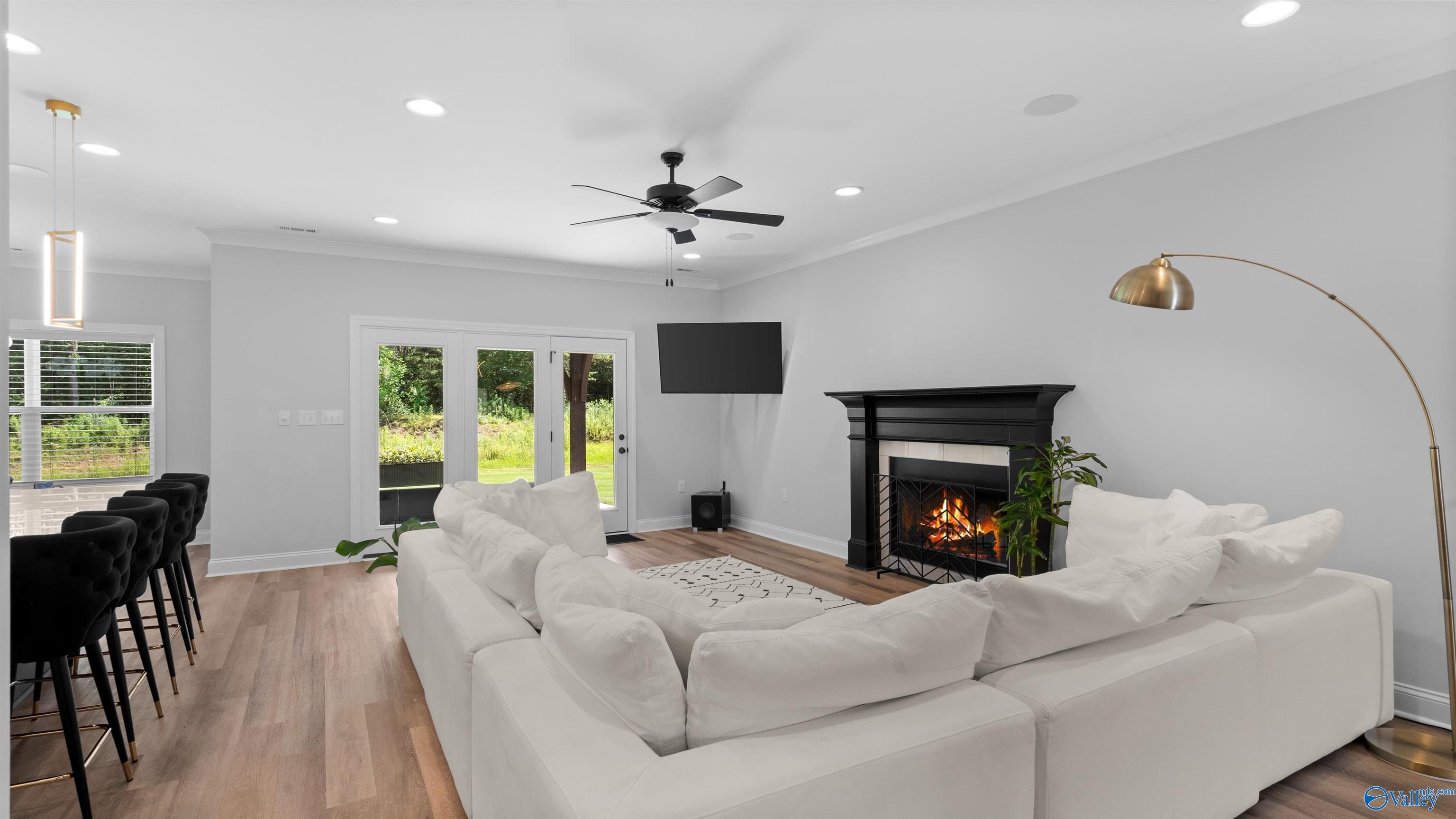 3056 Cherokee Ridge Drive