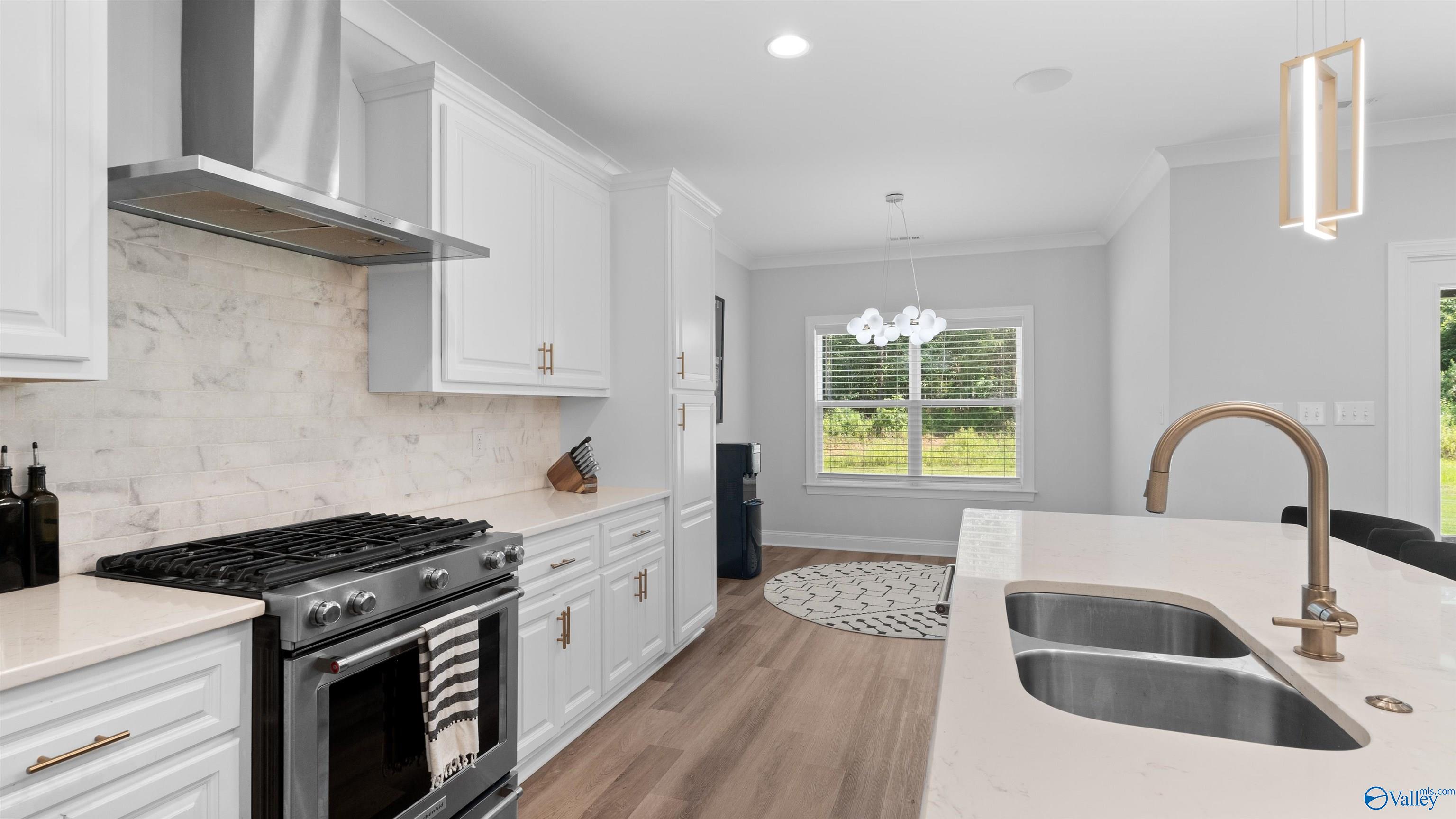3056 Cherokee Ridge Drive