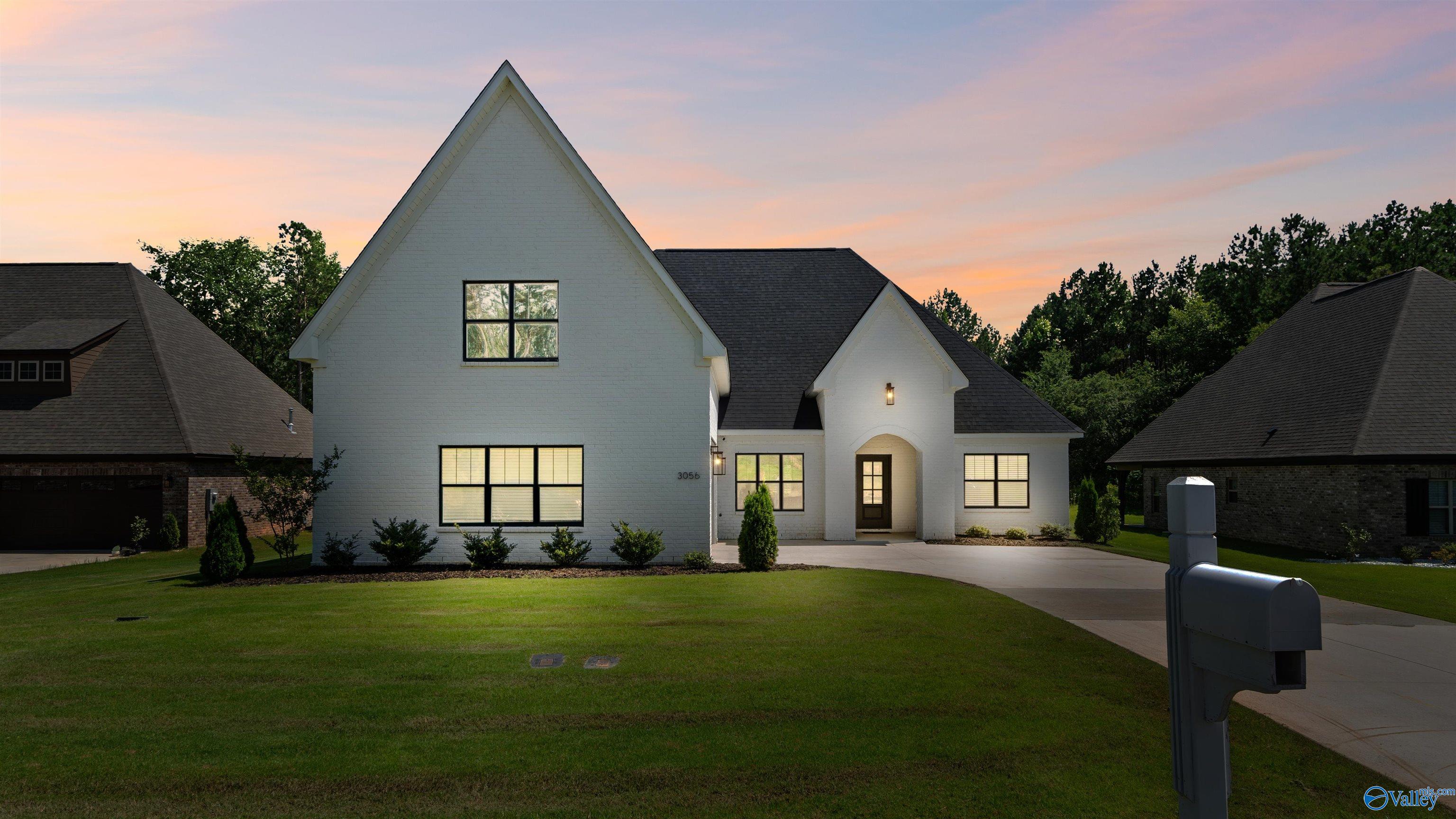 3056 Cherokee Ridge Drive