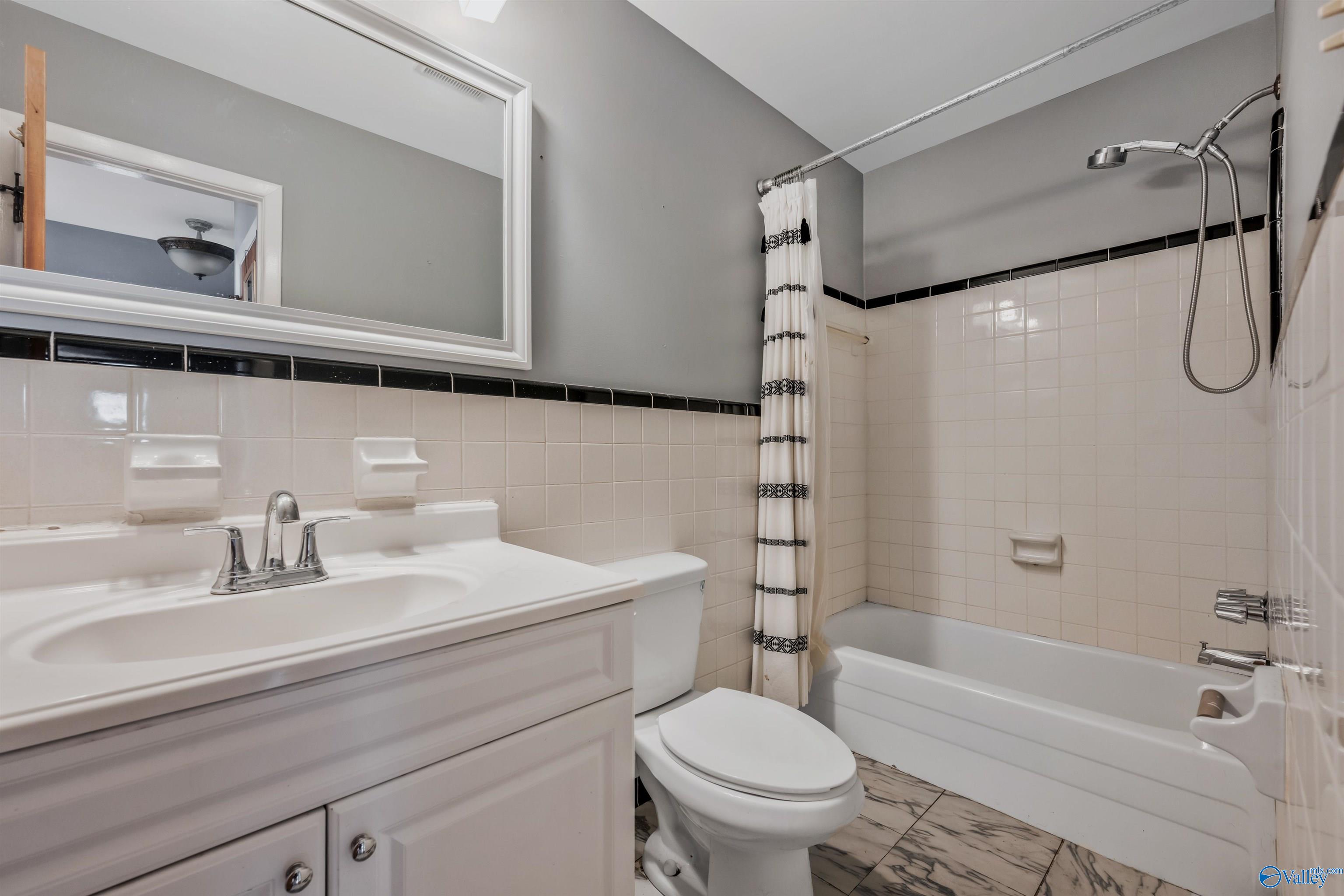 3020 Teton Circle NW