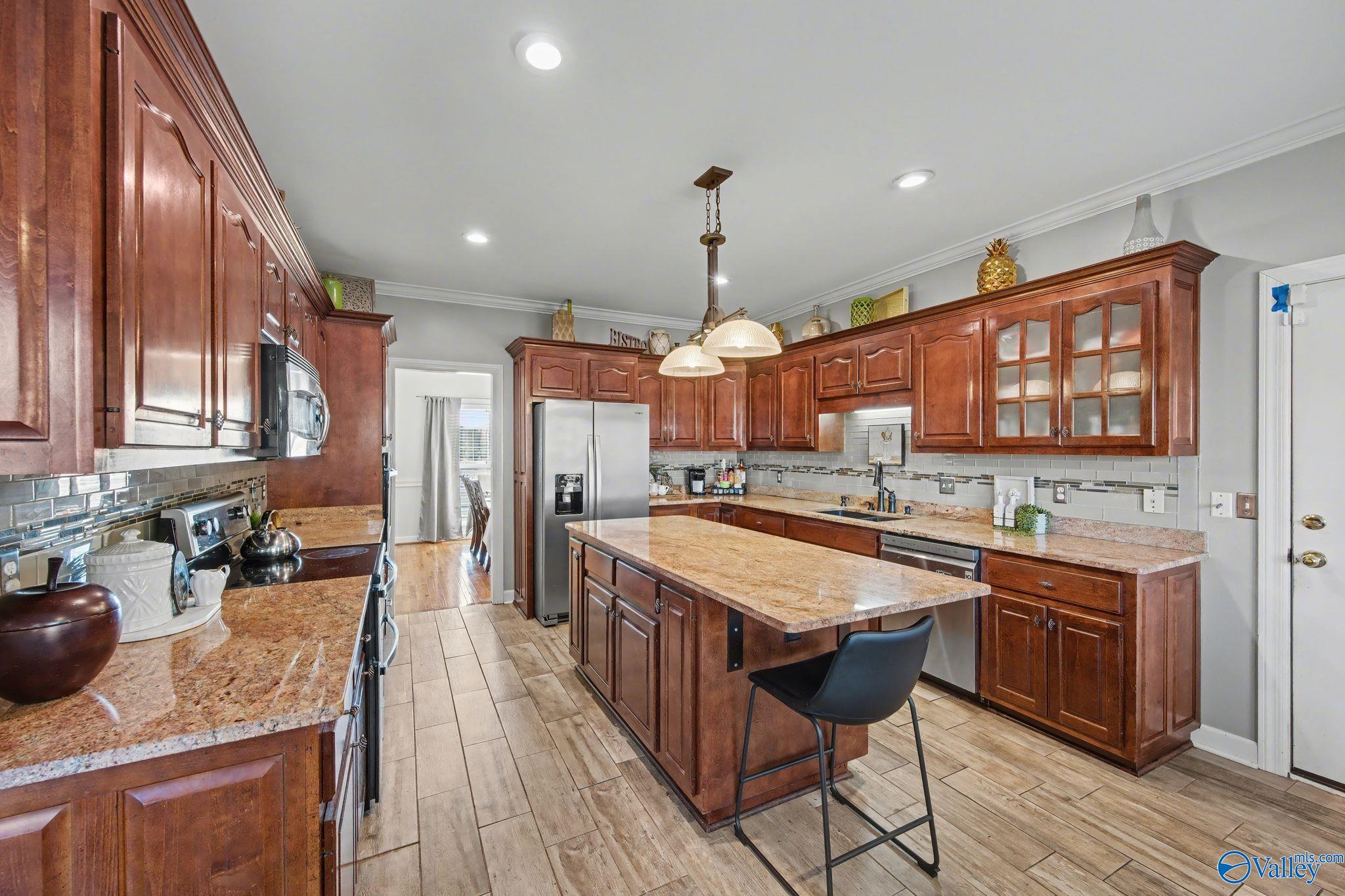 100 Thomas Woods Court