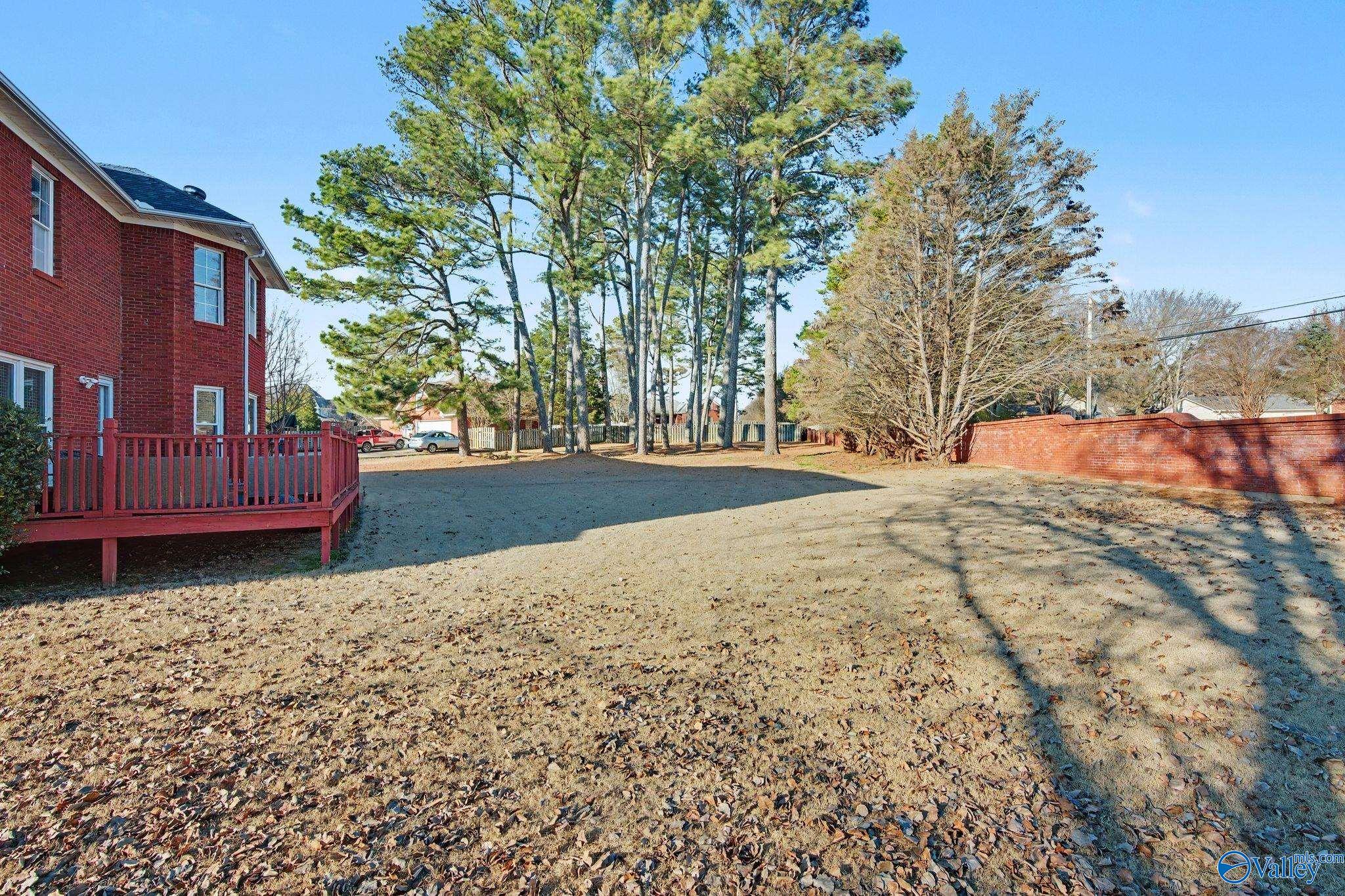 100 Thomas Woods Court