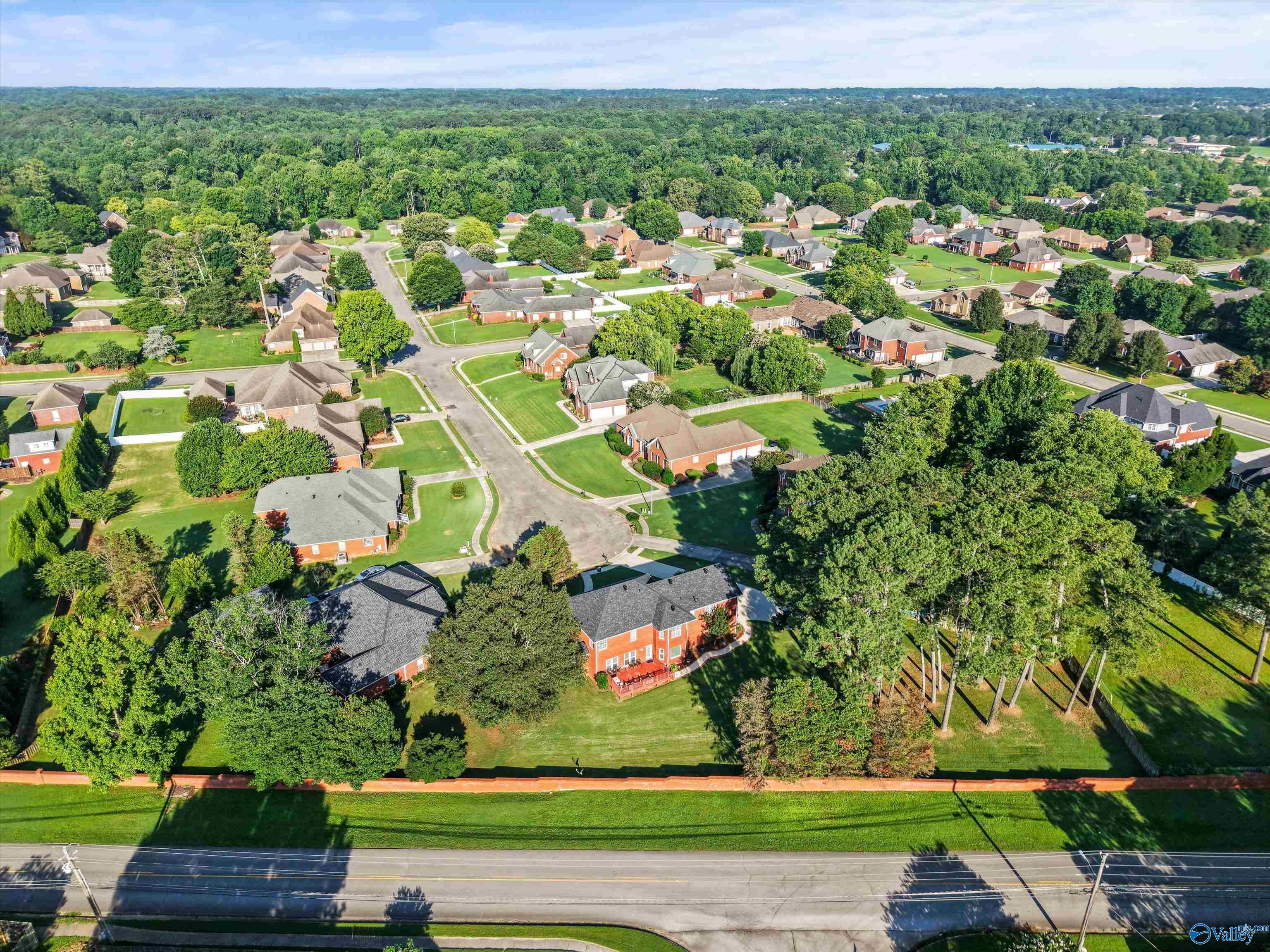 100 Thomas Woods Court