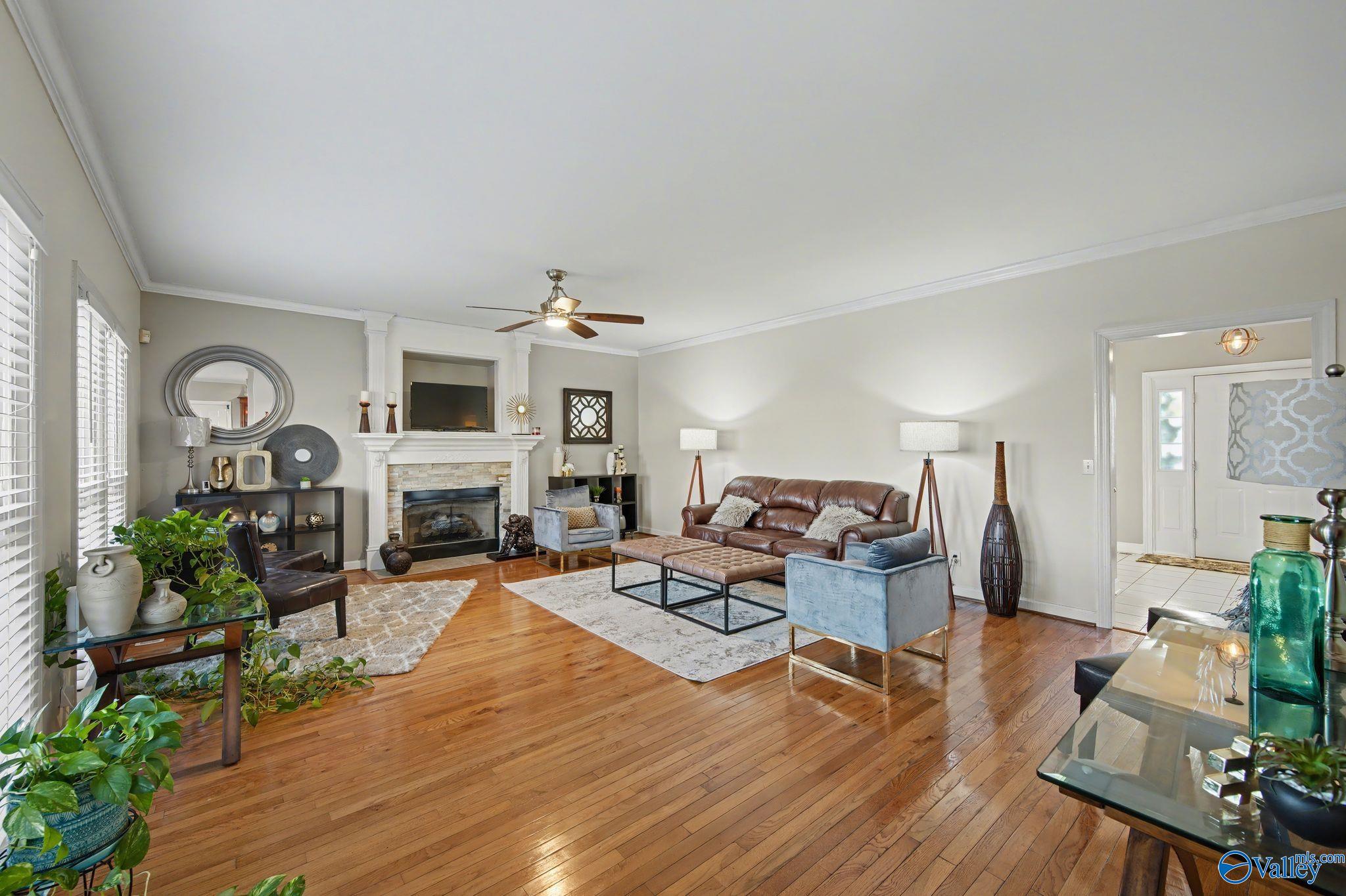 100 Thomas Woods Court