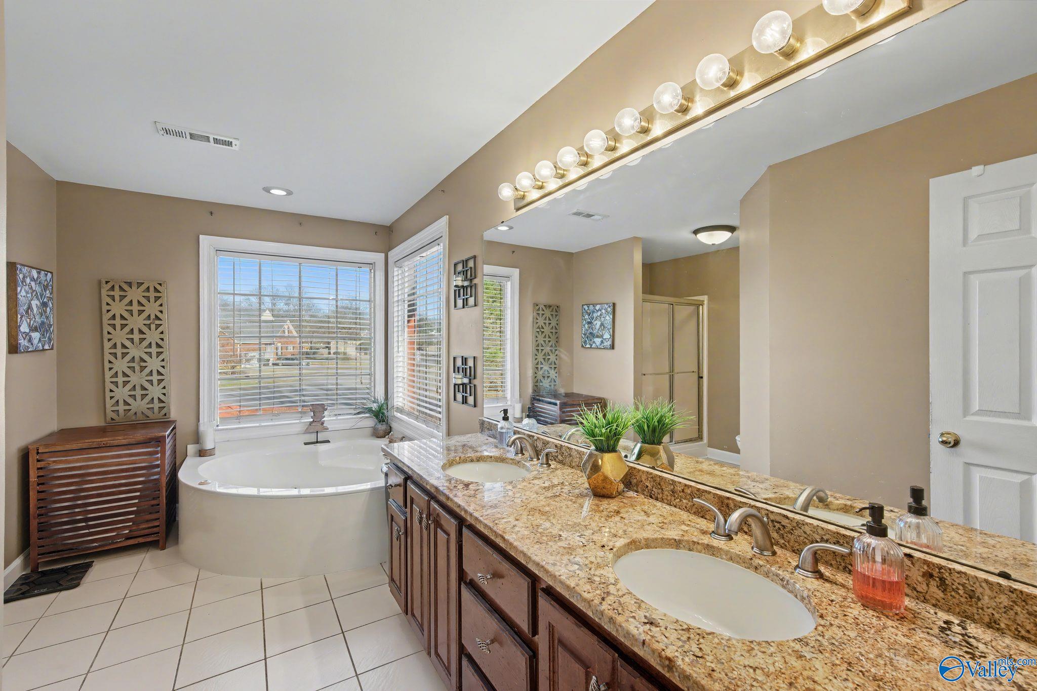 100 Thomas Woods Court