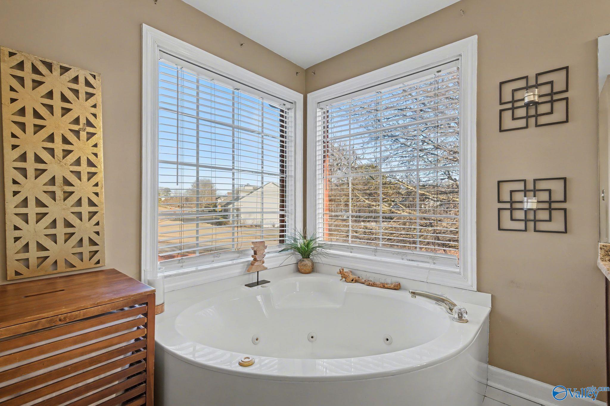 100 Thomas Woods Court