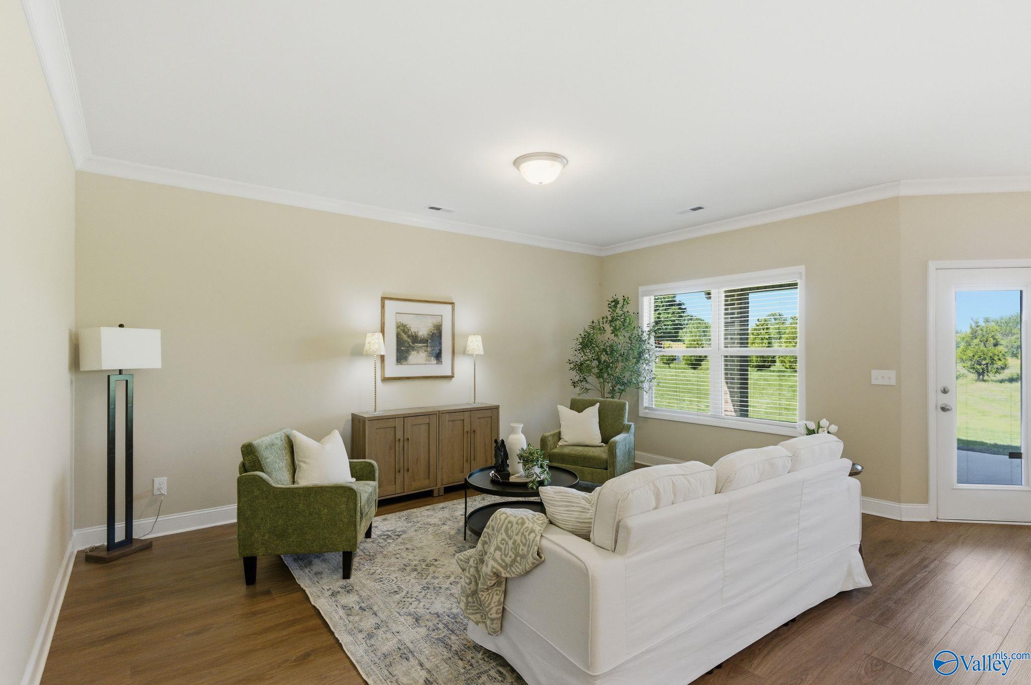 204 Joan Circle