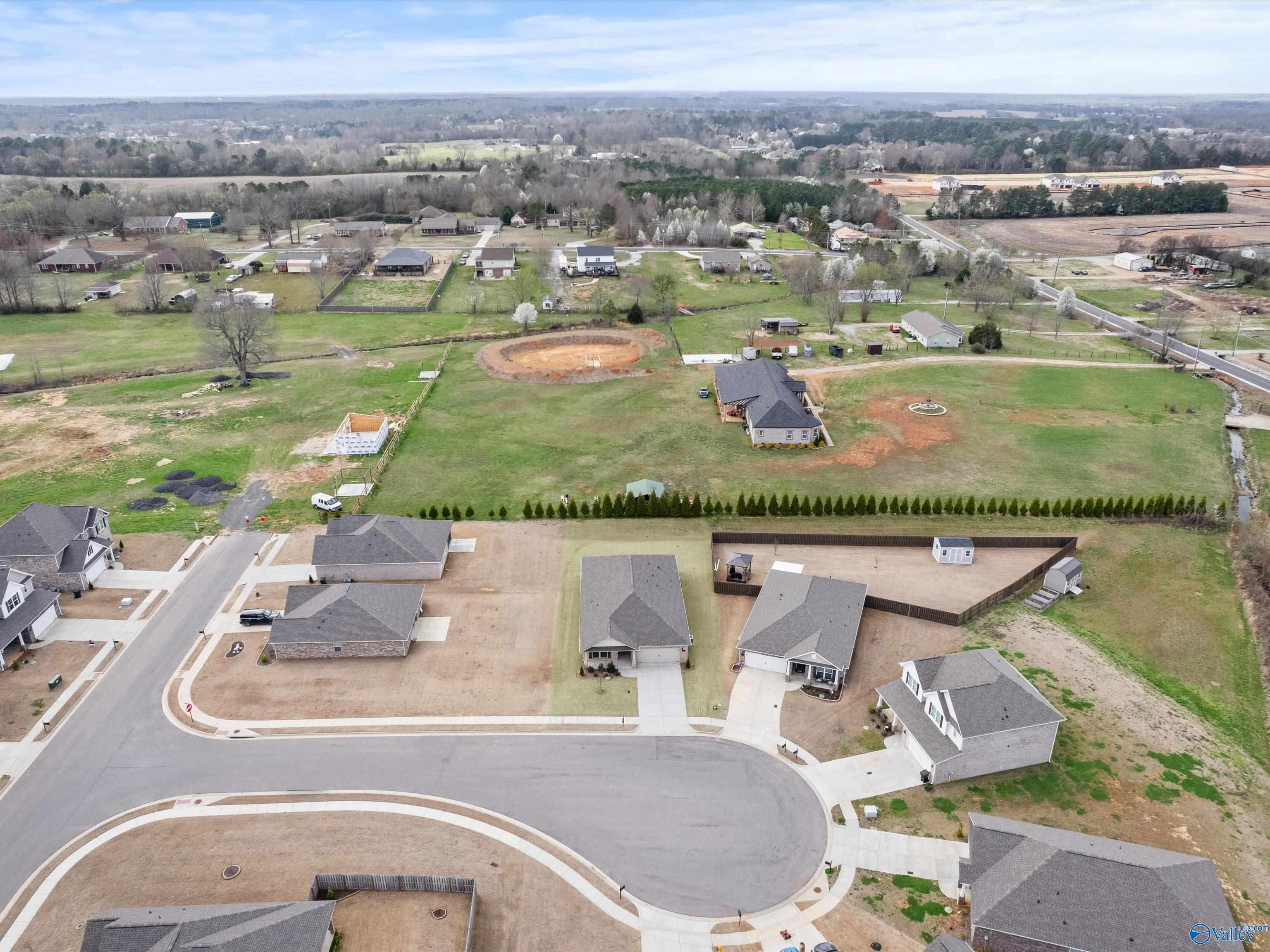 204 Joan Circle